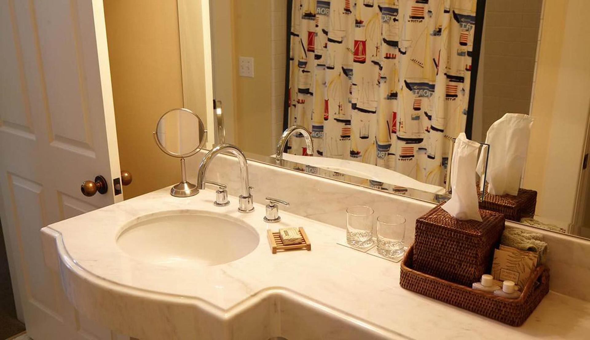 Orchard Hill photo 52