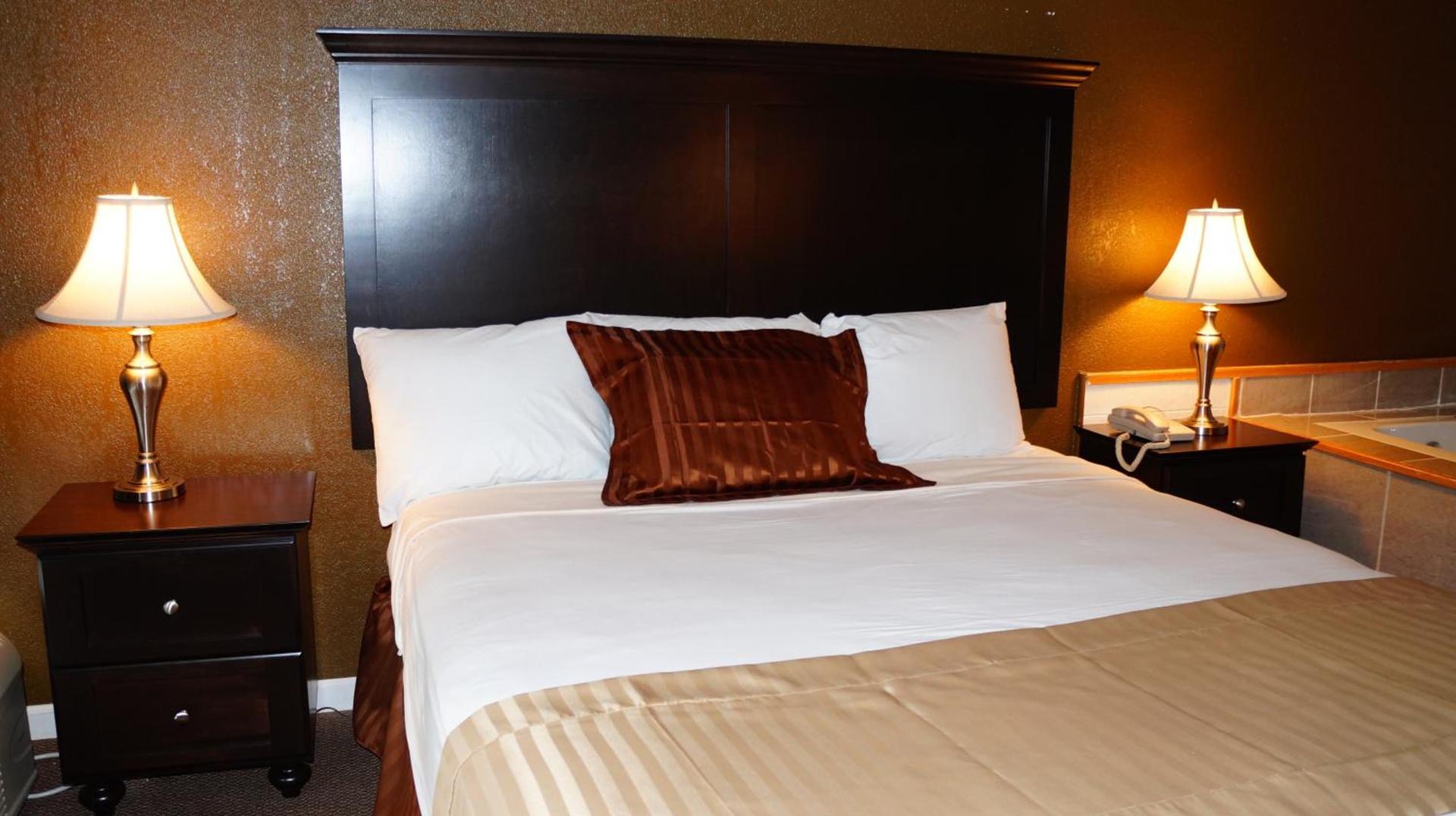 Americas Best Value Inn & Suites Kansas City photo 3