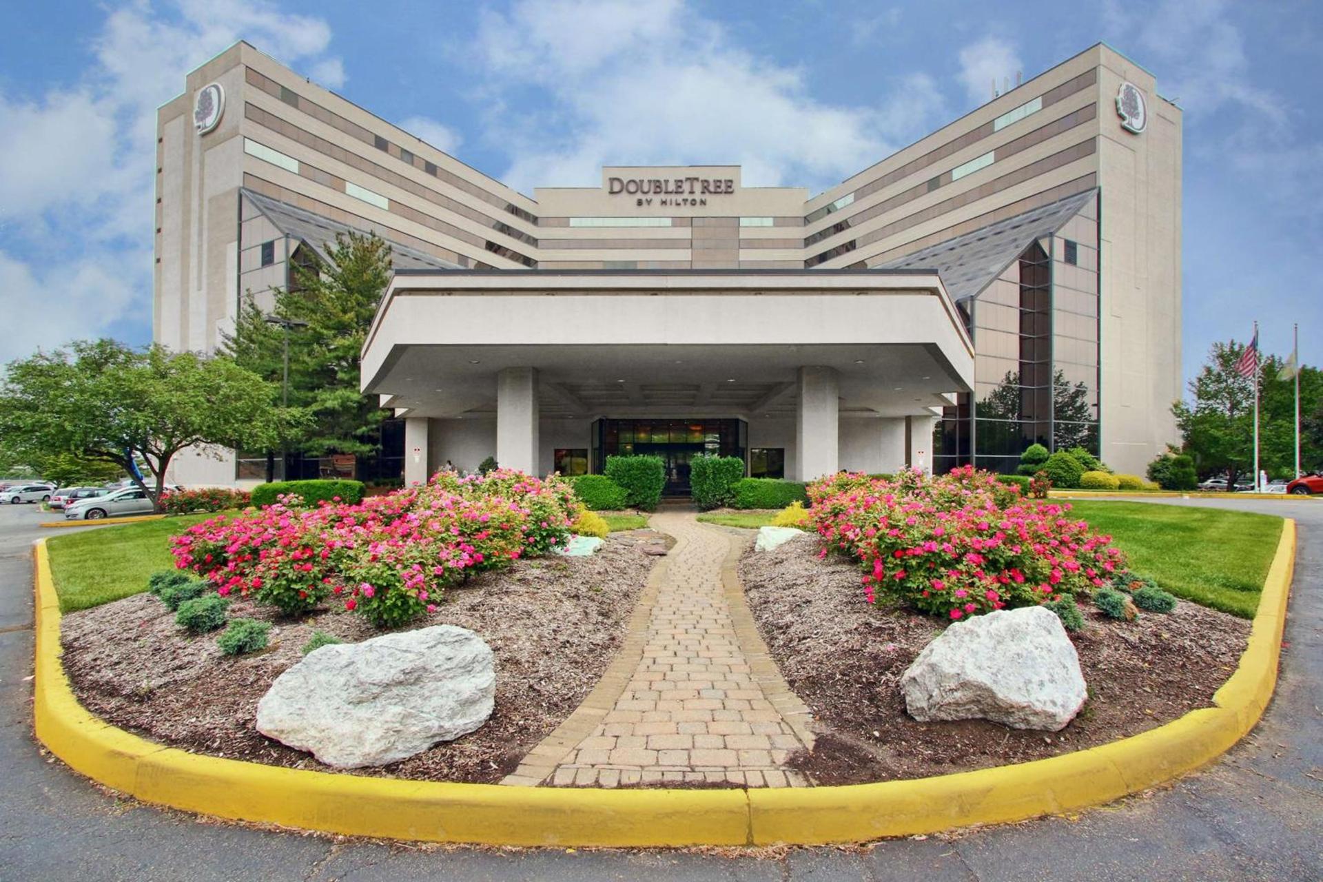 DoubleTree by Hilton Hotel Newark Airport photo 2