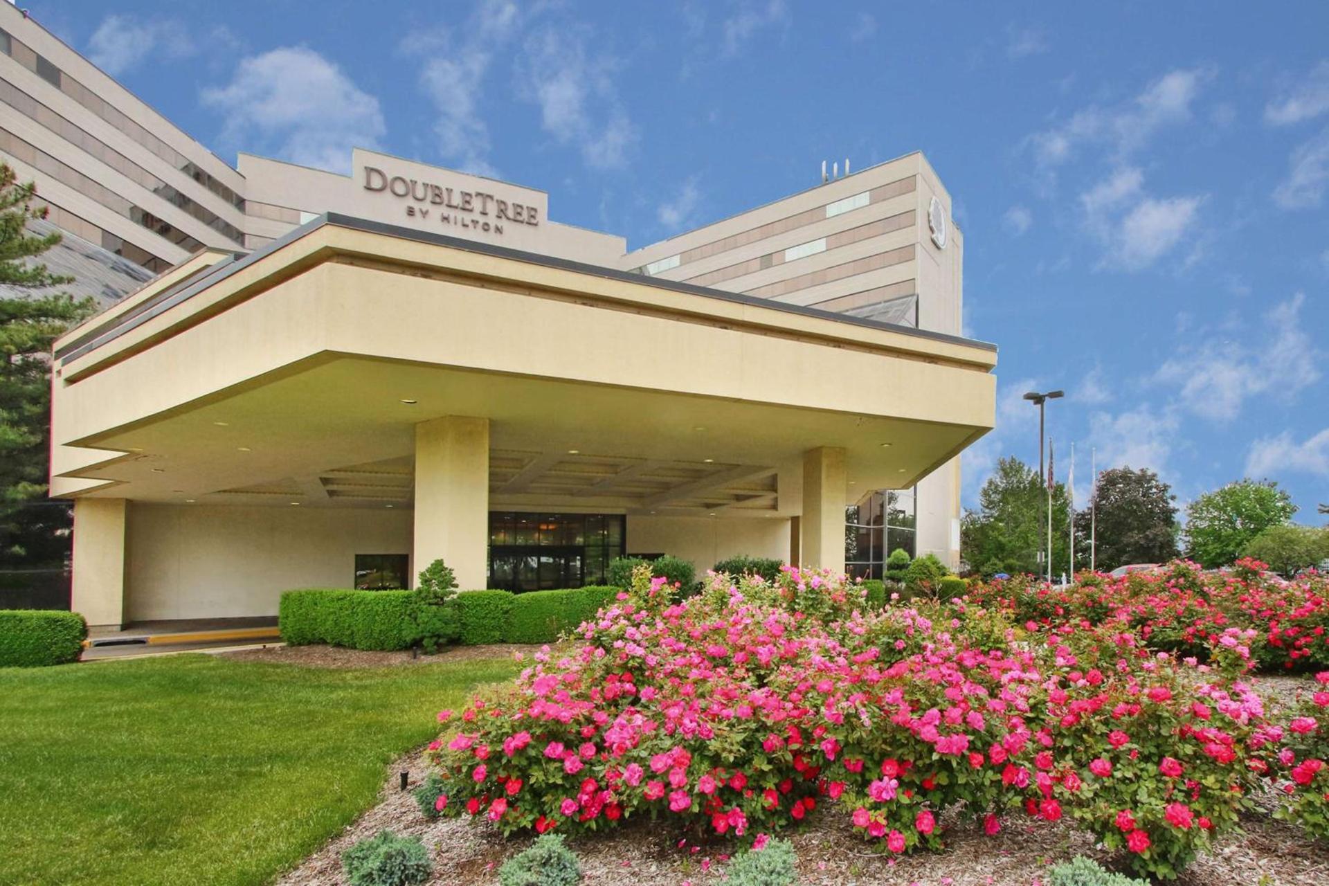 DoubleTree by Hilton Hotel Newark Airport — hotel in Newark