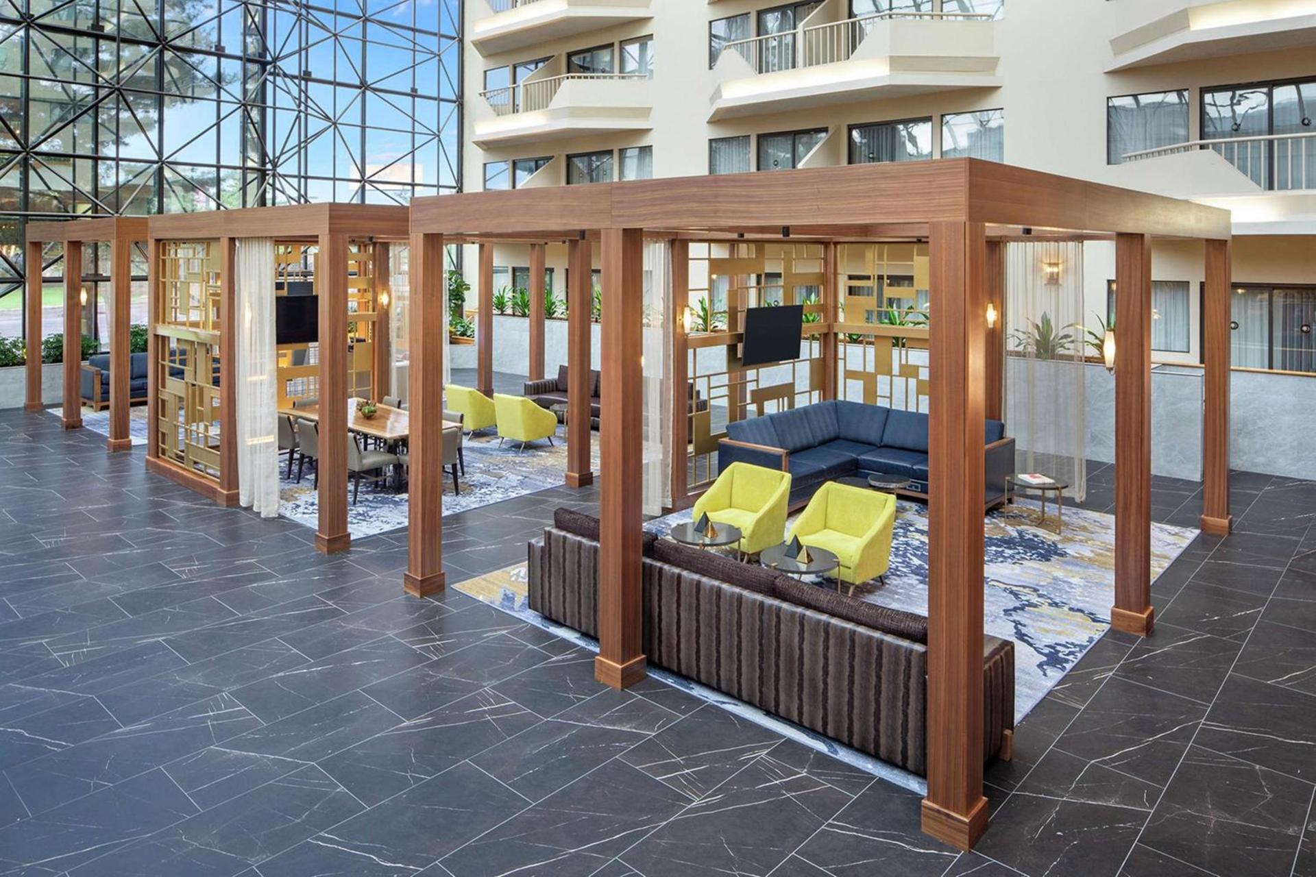 DoubleTree by Hilton Hotel Newark Airport photo 8