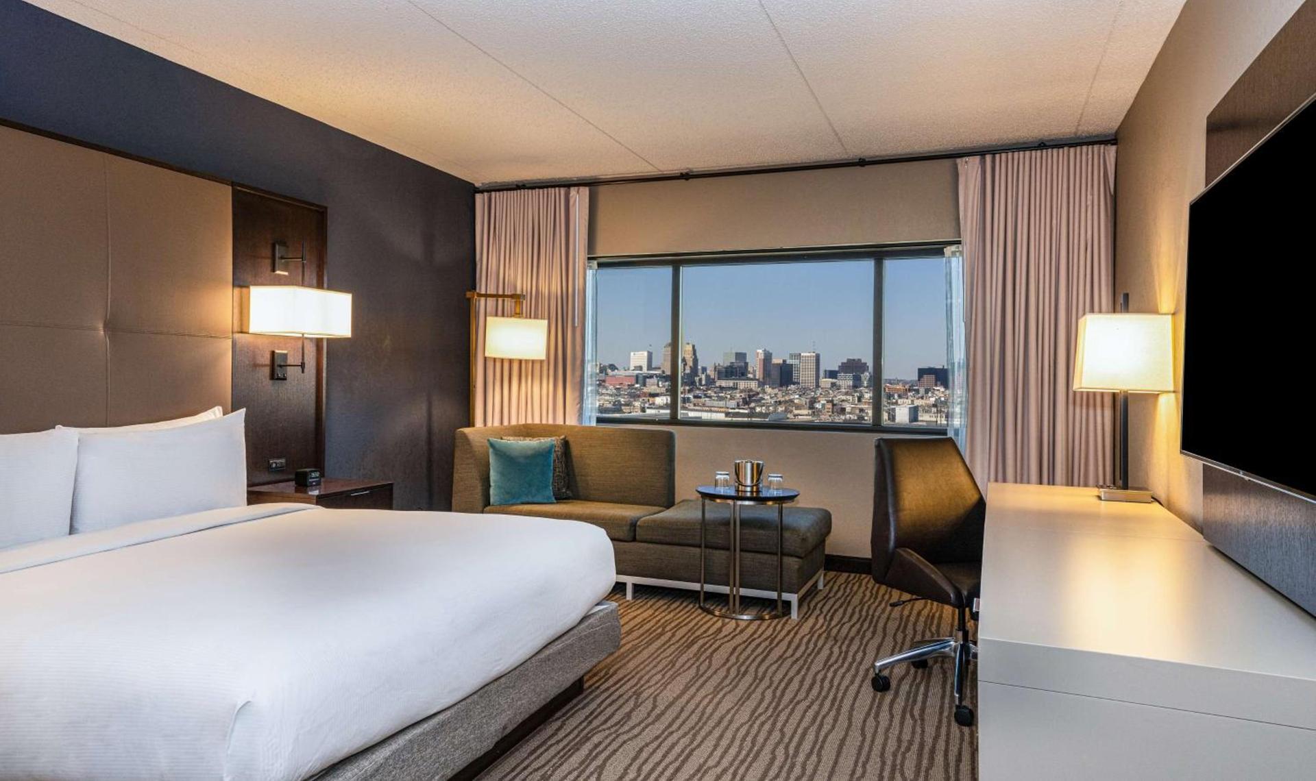 DoubleTree by Hilton Hotel Newark Airport photo 40