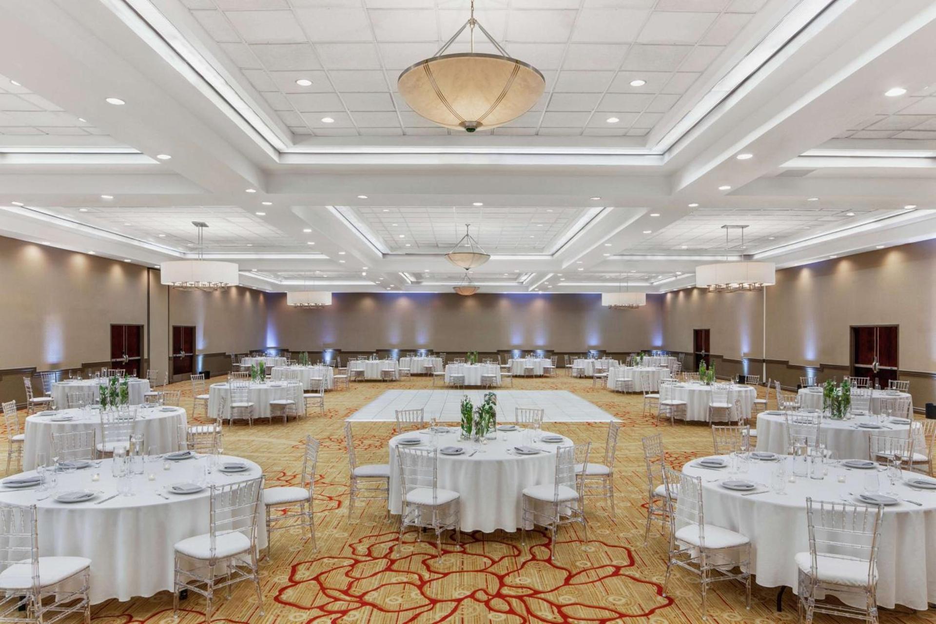 DoubleTree by Hilton Hotel Newark Airport photo 57