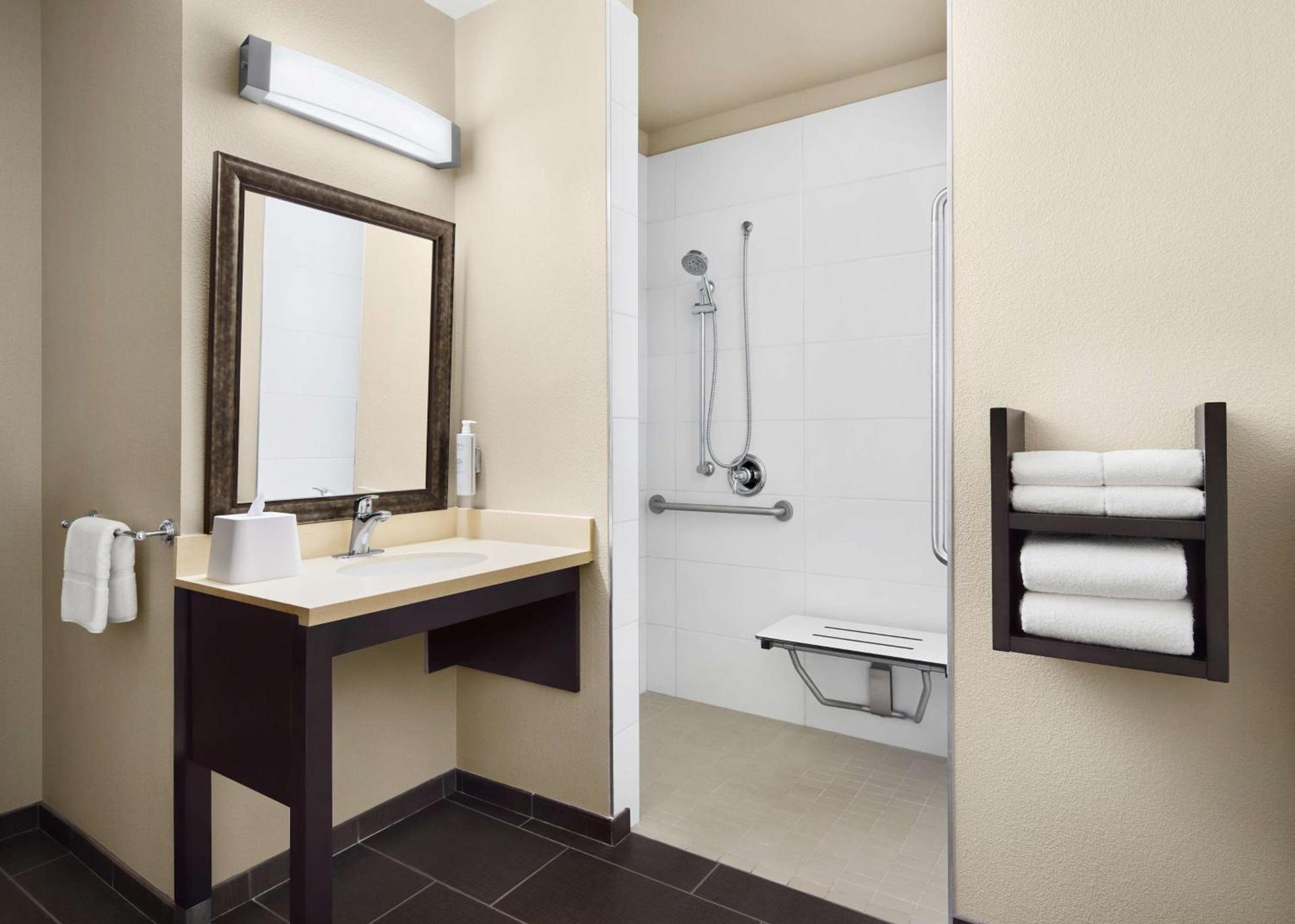 Homewood Suites by Hilton Cathedral City Palm Springs photo 8
