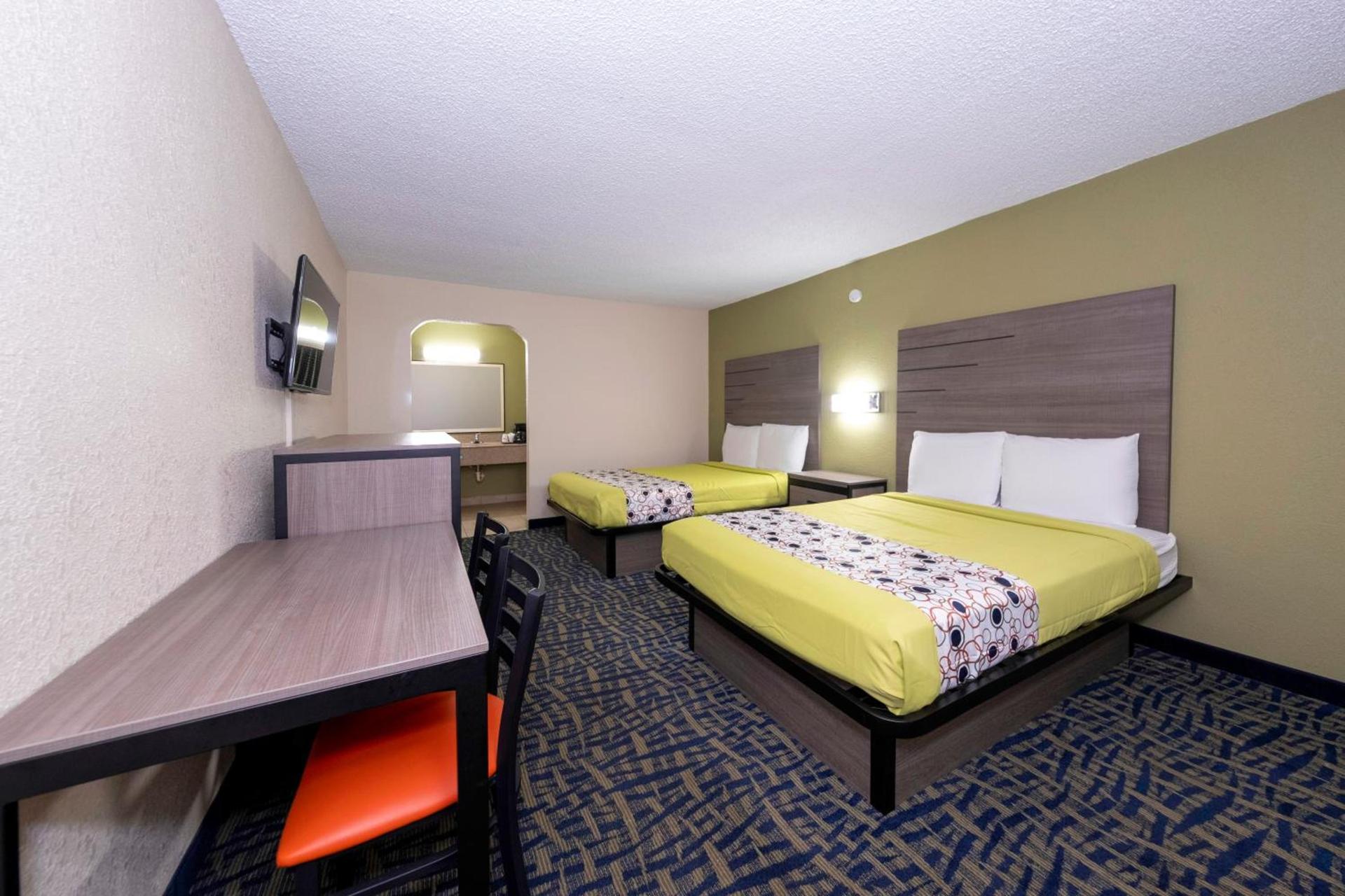 Budget Inn West Melbourne photo 4
