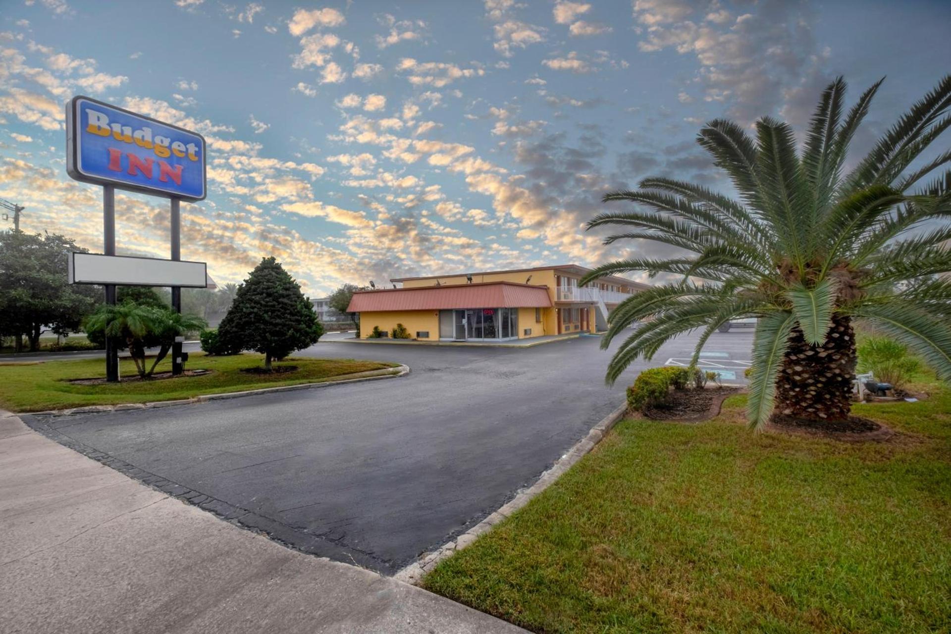 Budget Inn West Melbourne photo 1