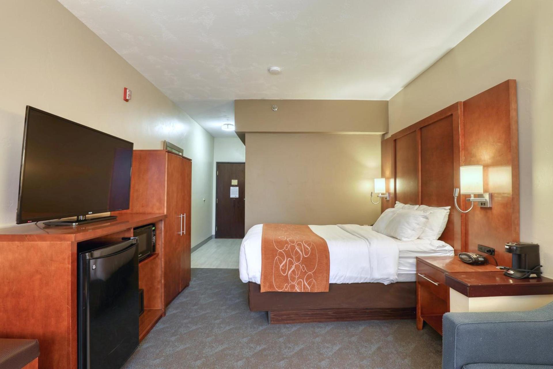 Comfort Suites Appleton Airport photo 87