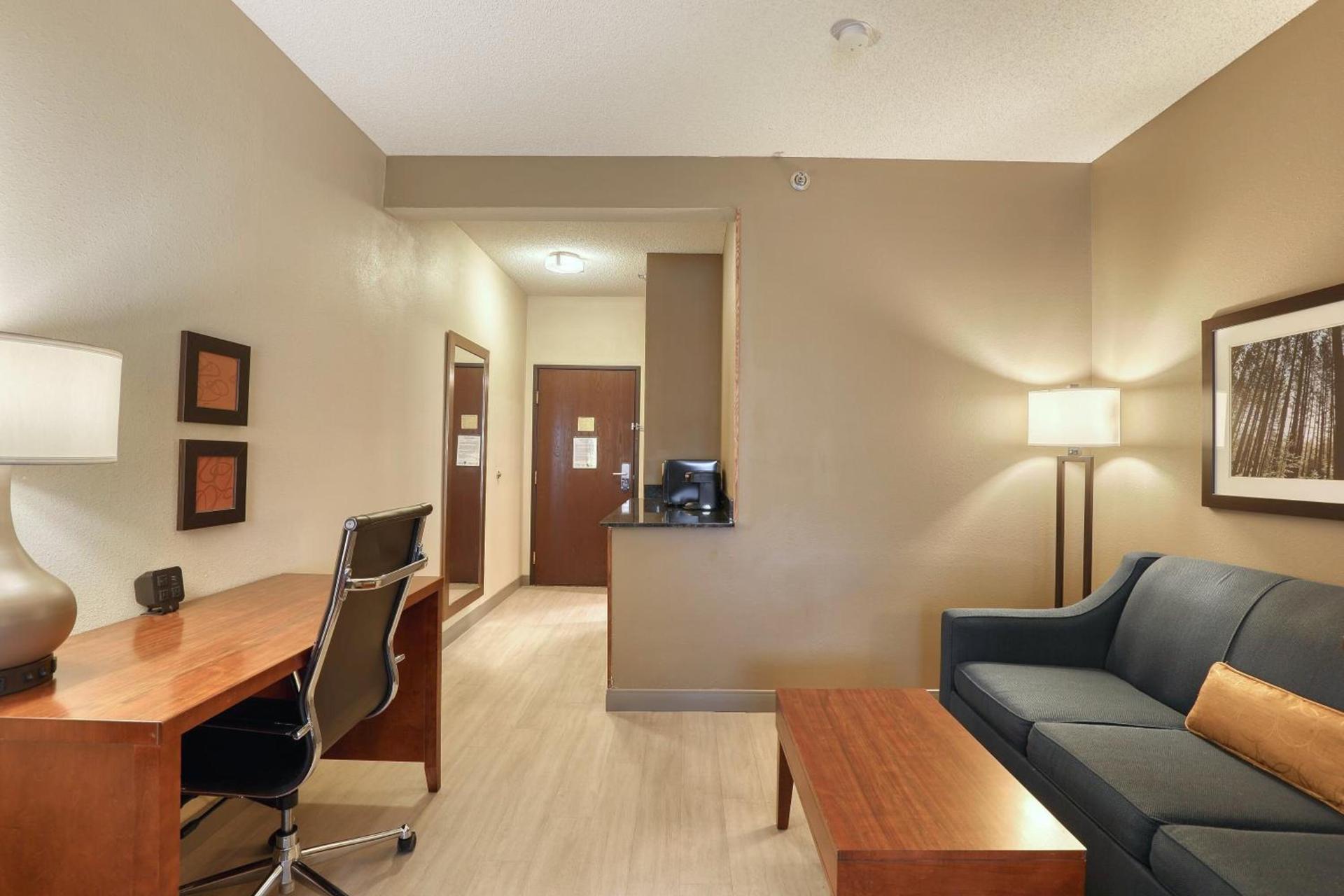 Comfort Suites Appleton Airport photo 94