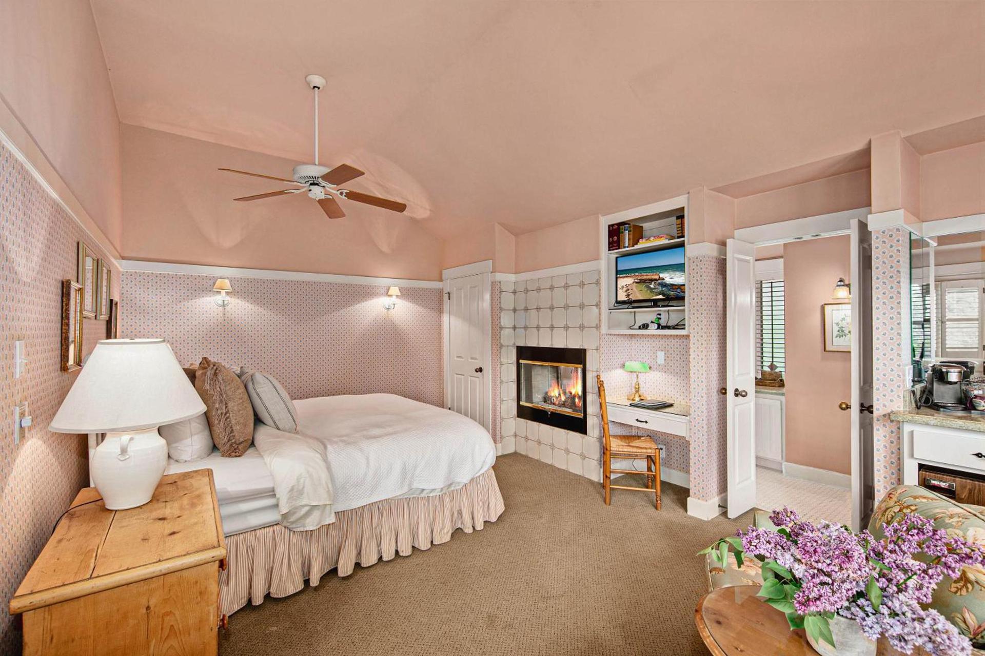 Orchard Hill photo 48
