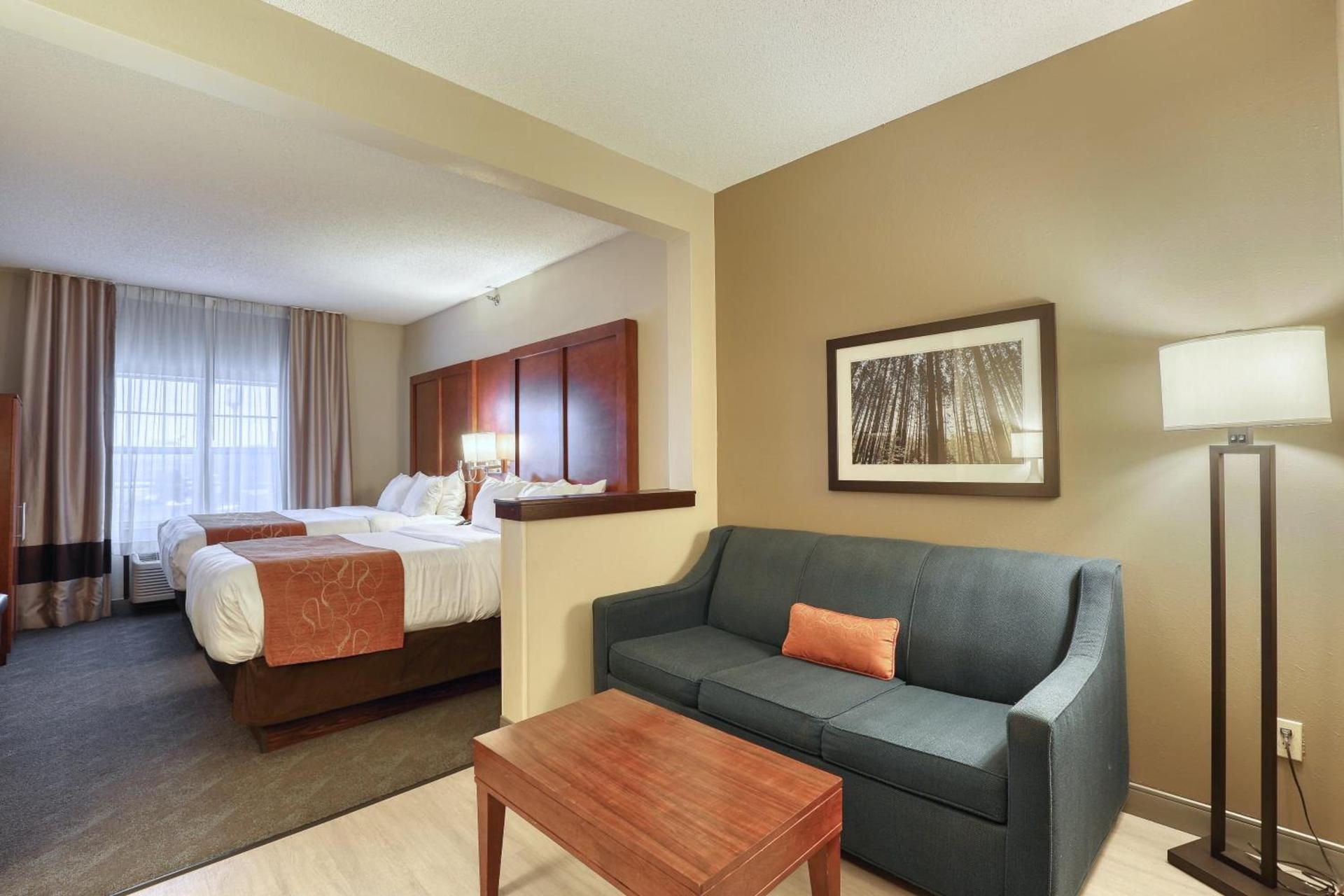 Comfort Suites Appleton Airport photo 96