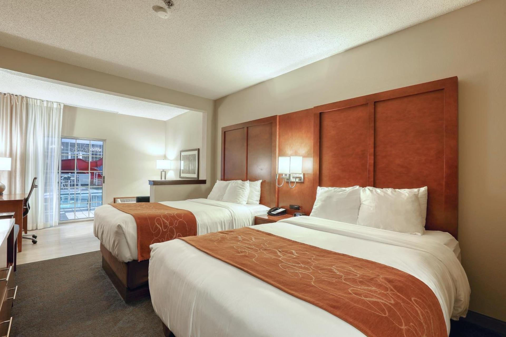 Comfort Suites Appleton Airport photo 100