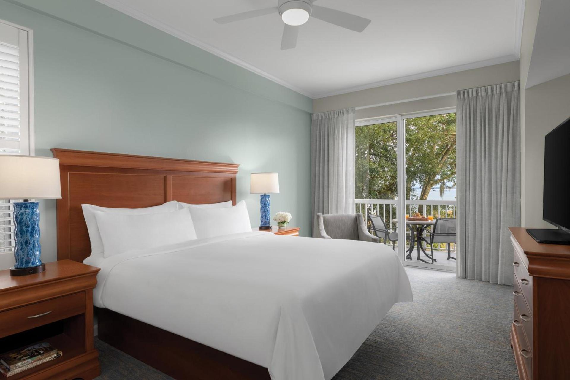Marriott's Harbour Club photo 9