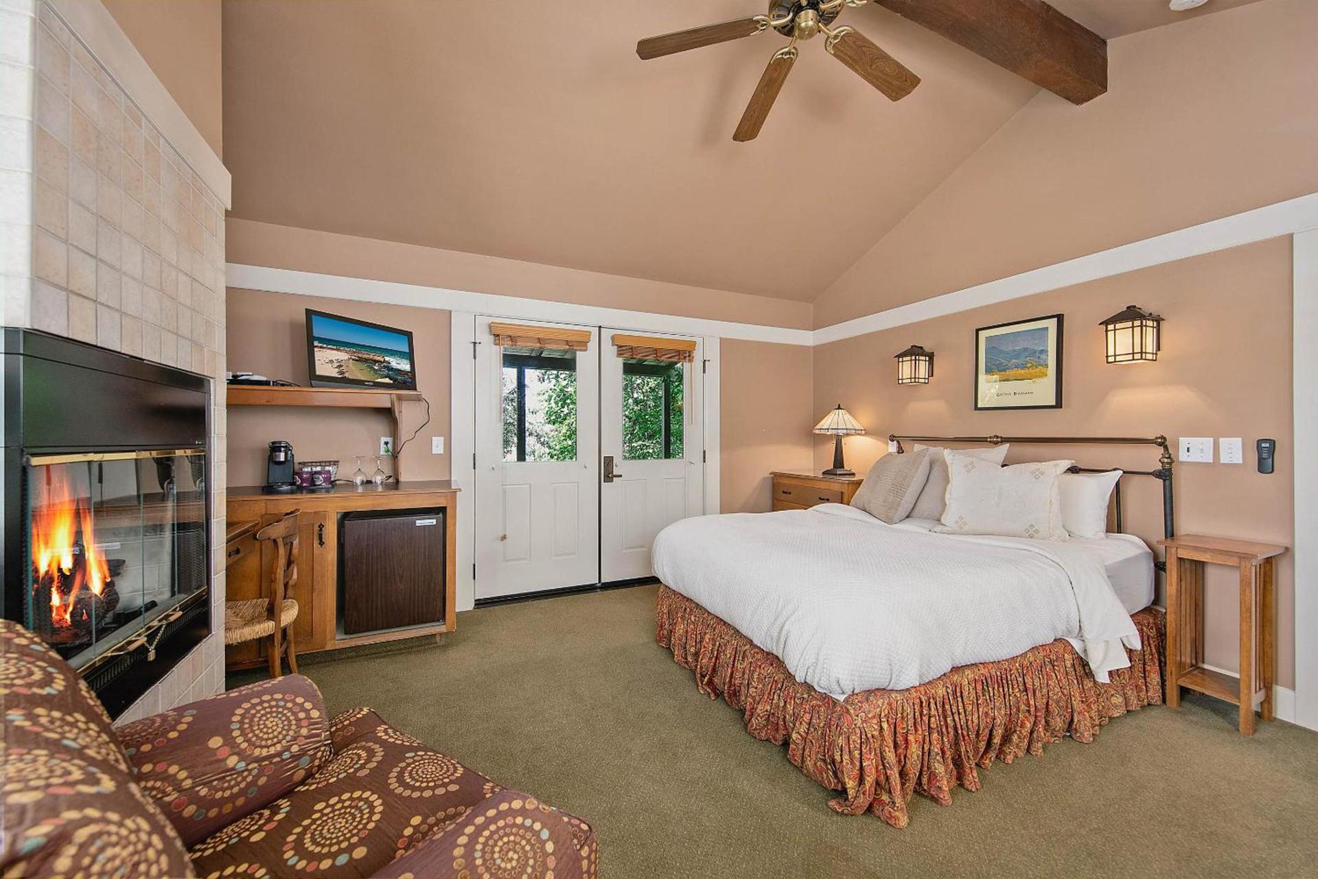 Orchard Hill photo 18