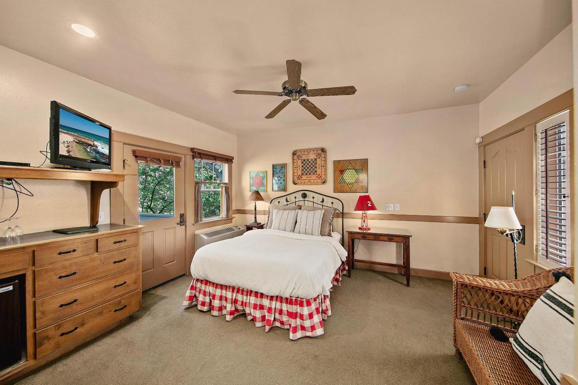 Orchard Hill photo 13