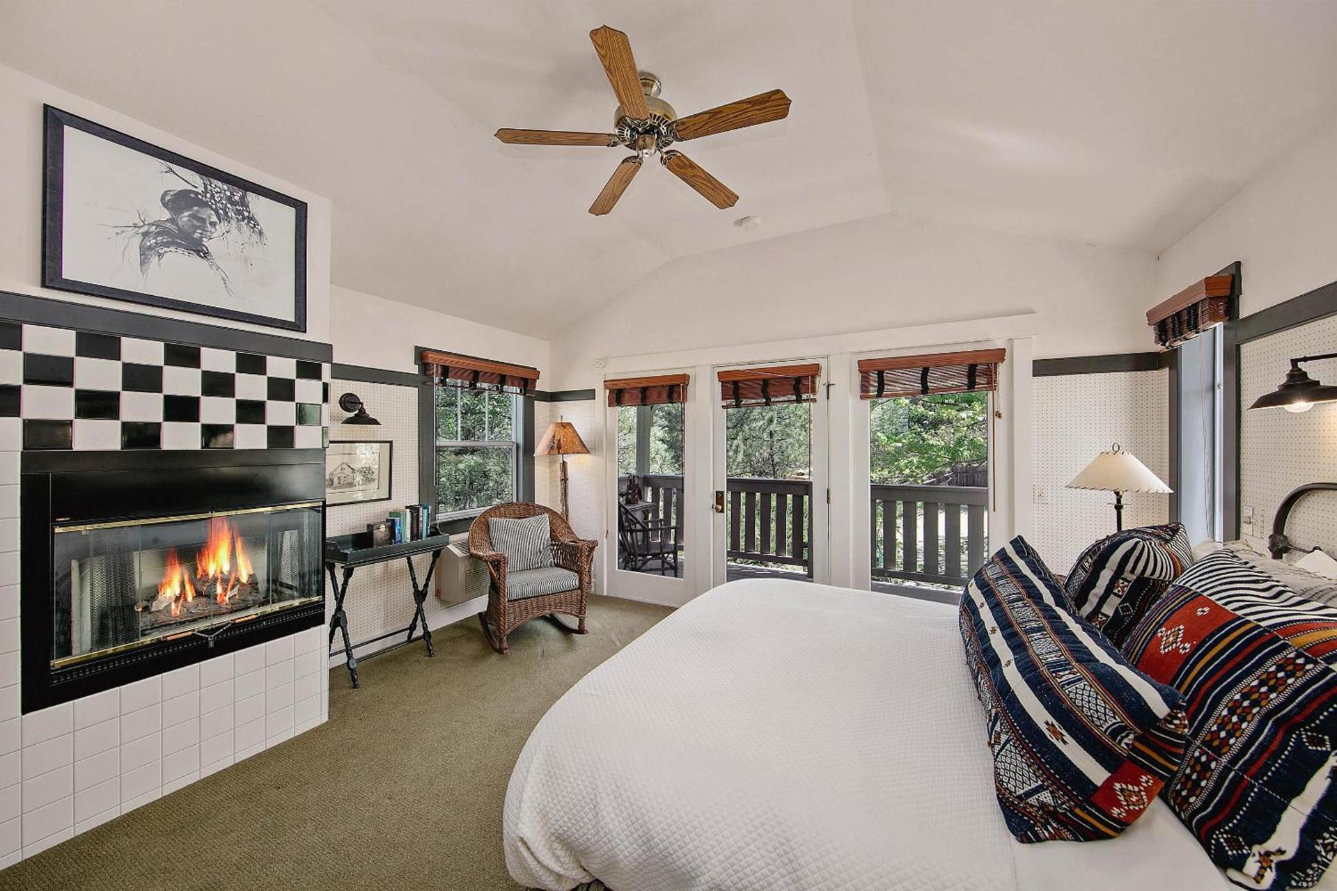 Orchard Hill photo 9