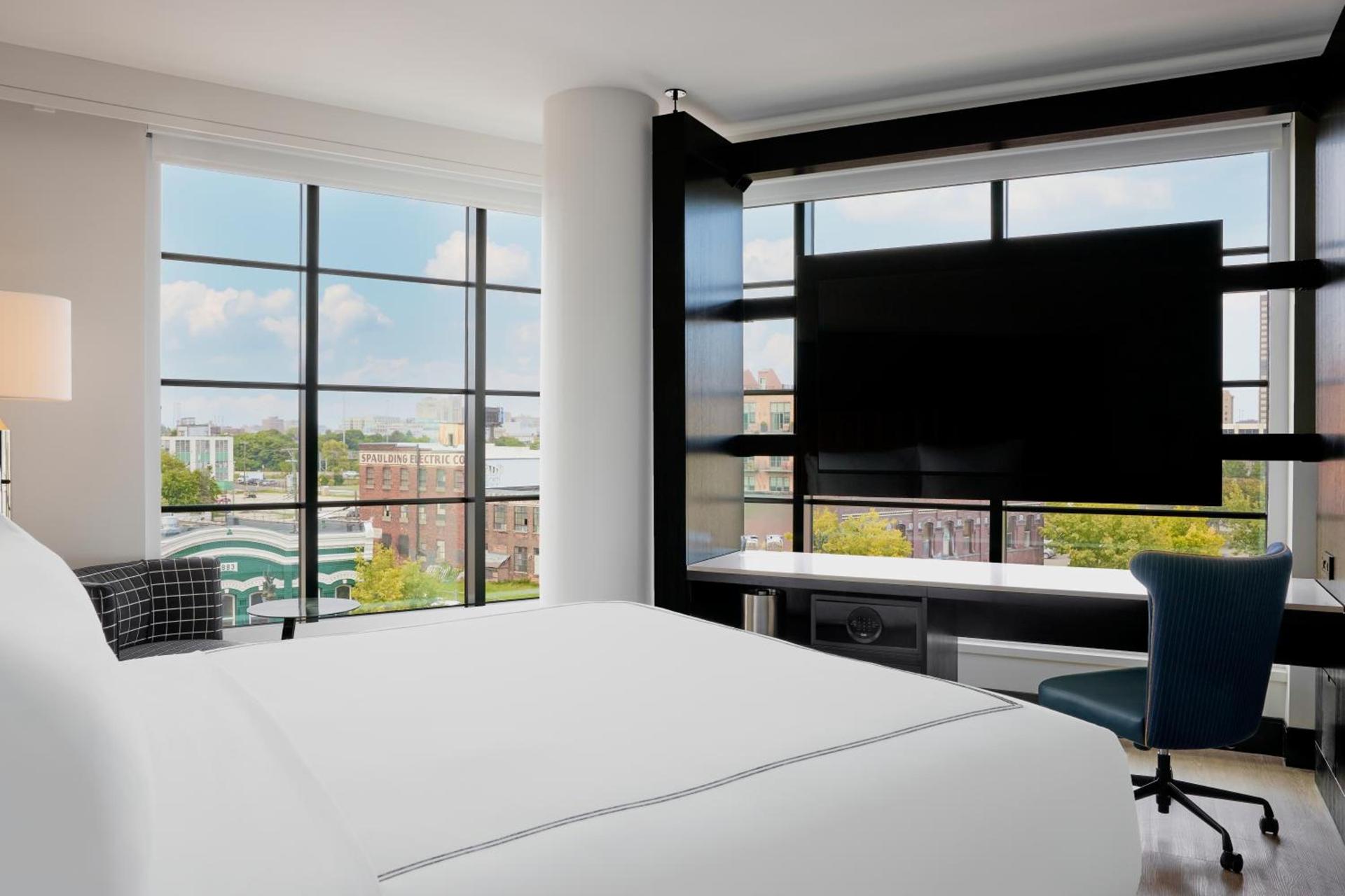 The Godfrey Detroit, Curio Collection By Hilton photo 40