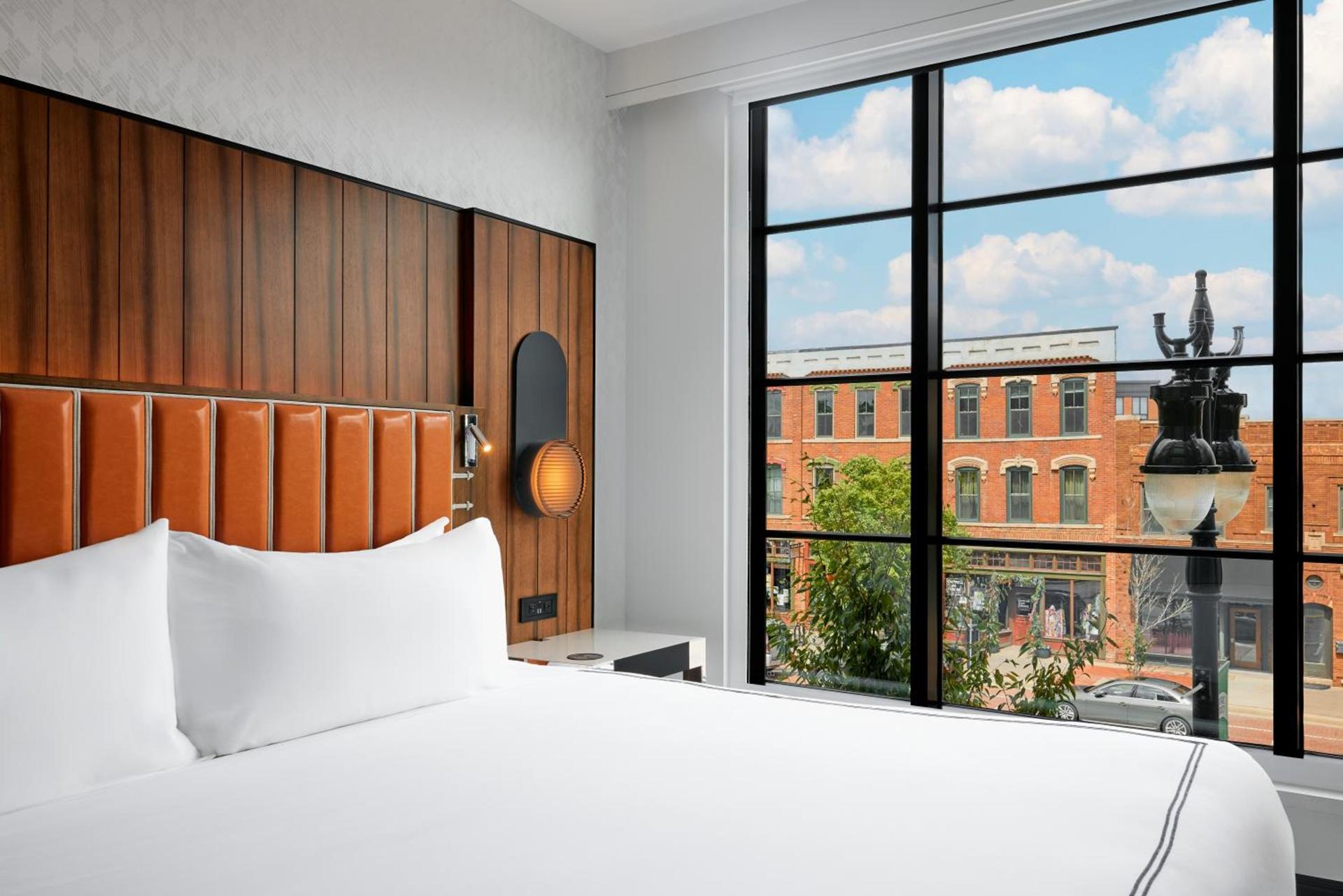 The Godfrey Detroit, Curio Collection By Hilton photo 41