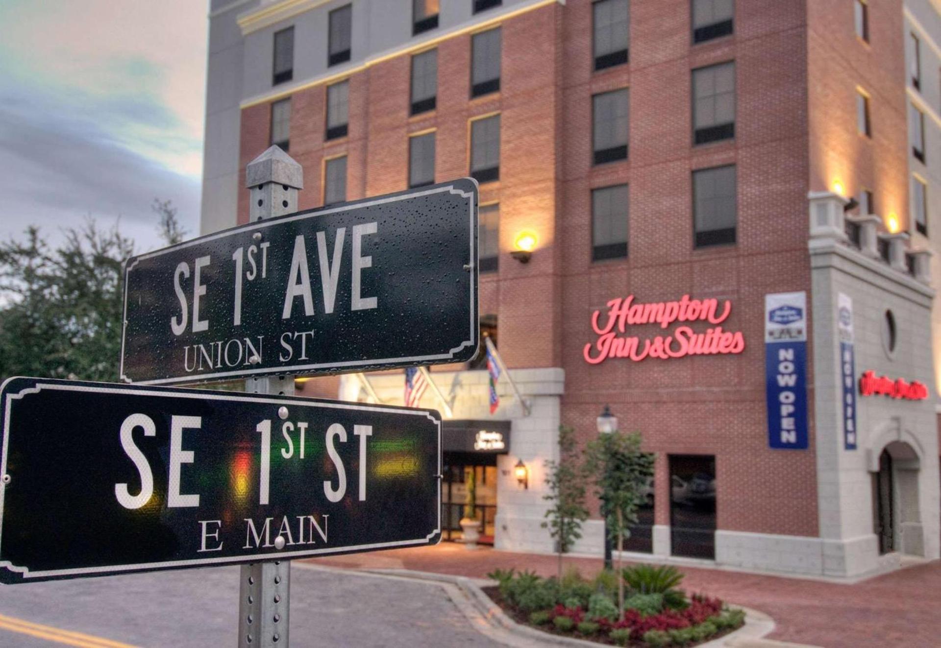 Hampton Inn & Suites Gainesville Downtown photo 2