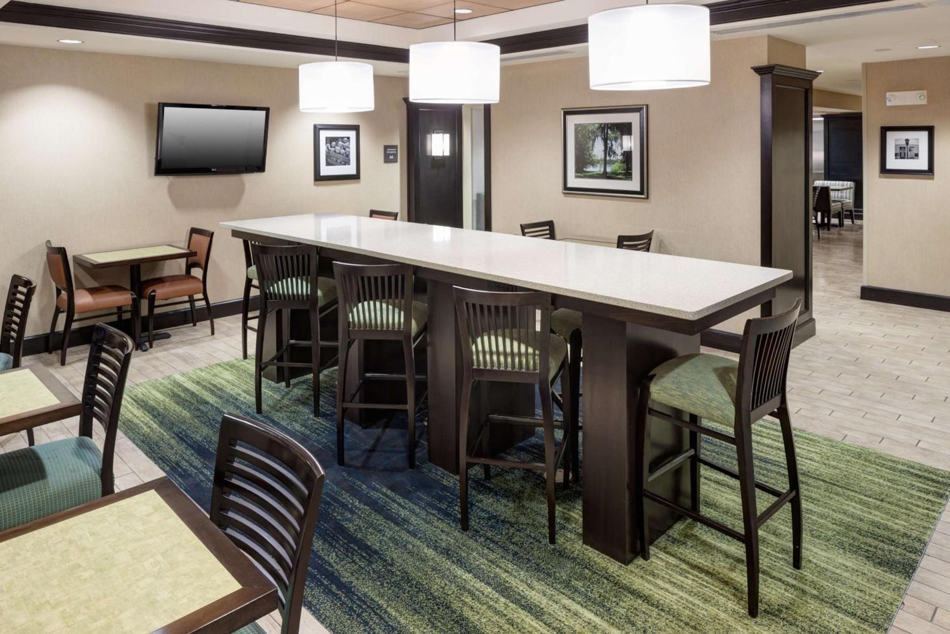 Hampton Inn & Suites Gainesville Downtown photo 5