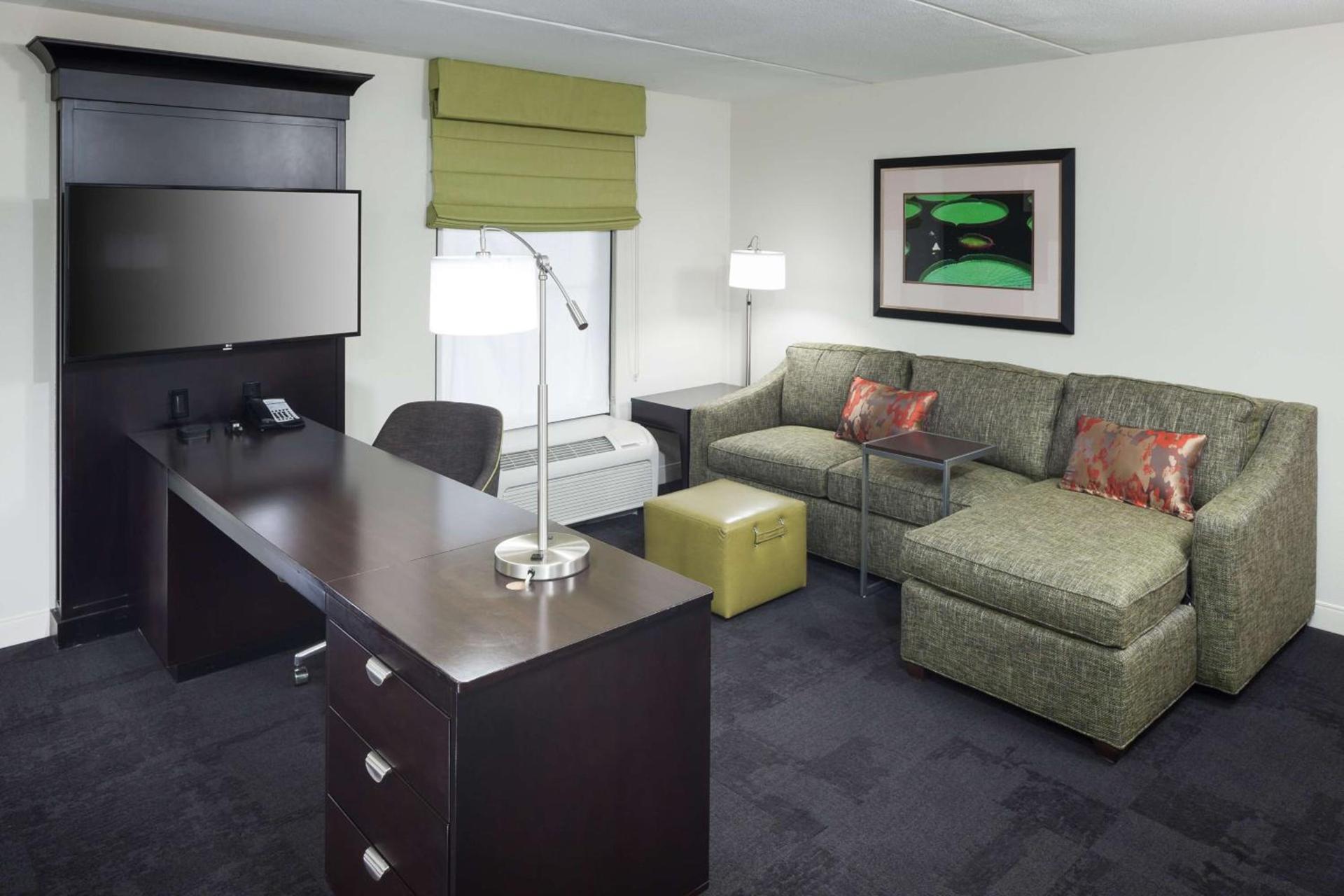 Hampton Inn & Suites Gainesville Downtown photo 26