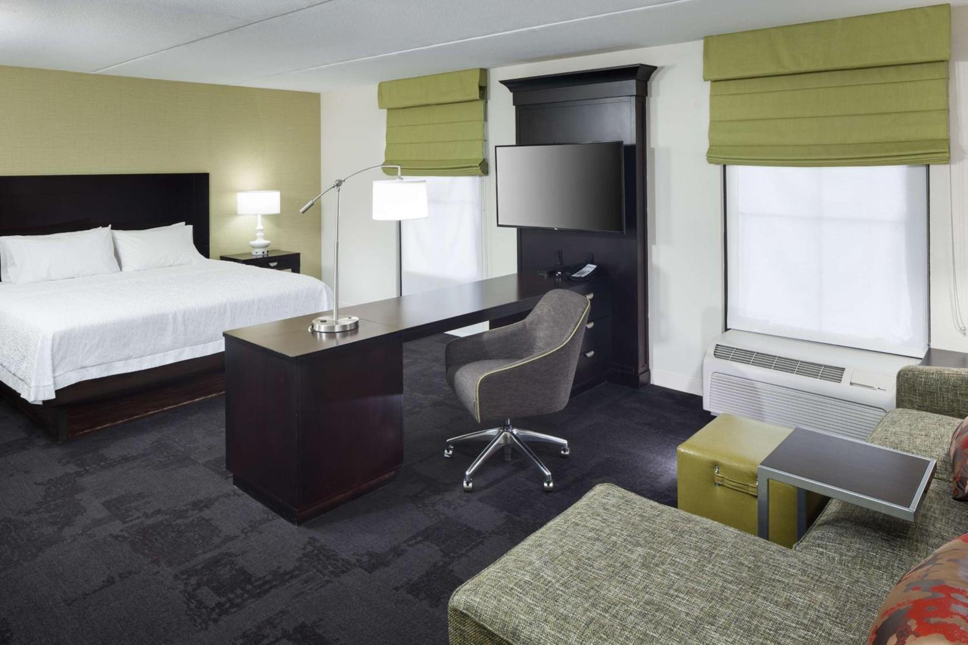 Hampton Inn & Suites Gainesville Downtown photo 28