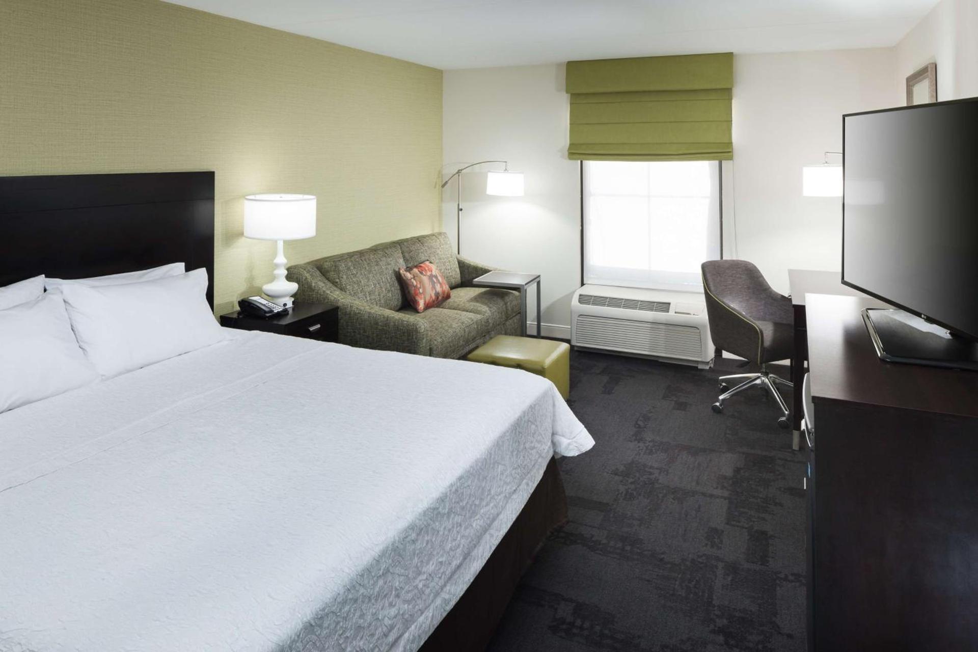 Hampton Inn & Suites Gainesville Downtown photo 29