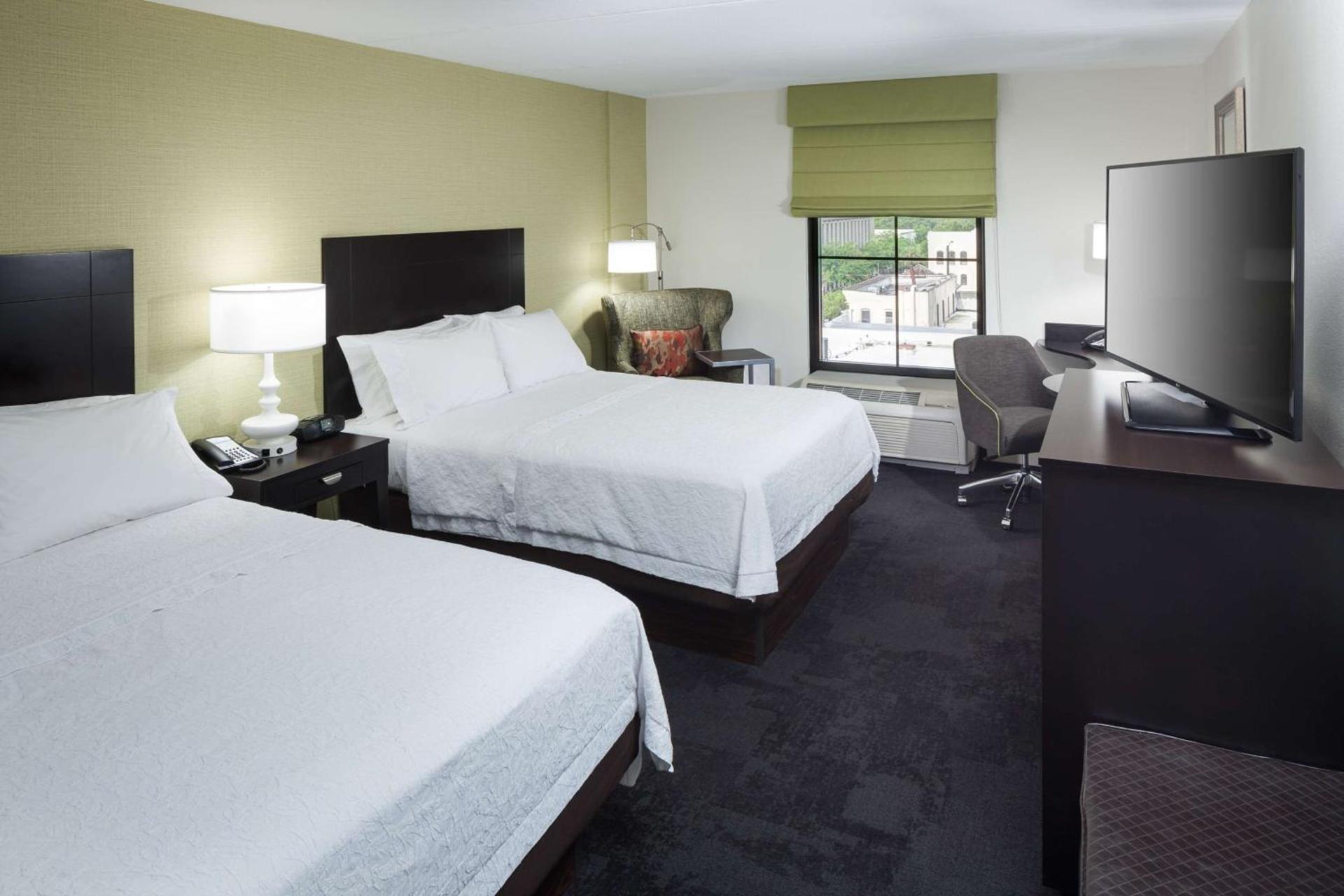 Hampton Inn & Suites Gainesville Downtown photo 32