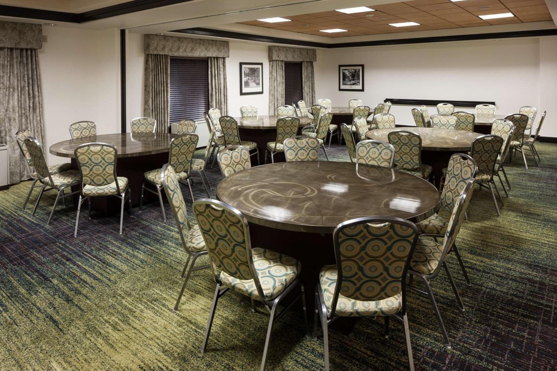 Hampton Inn & Suites Gainesville Downtown photo 36