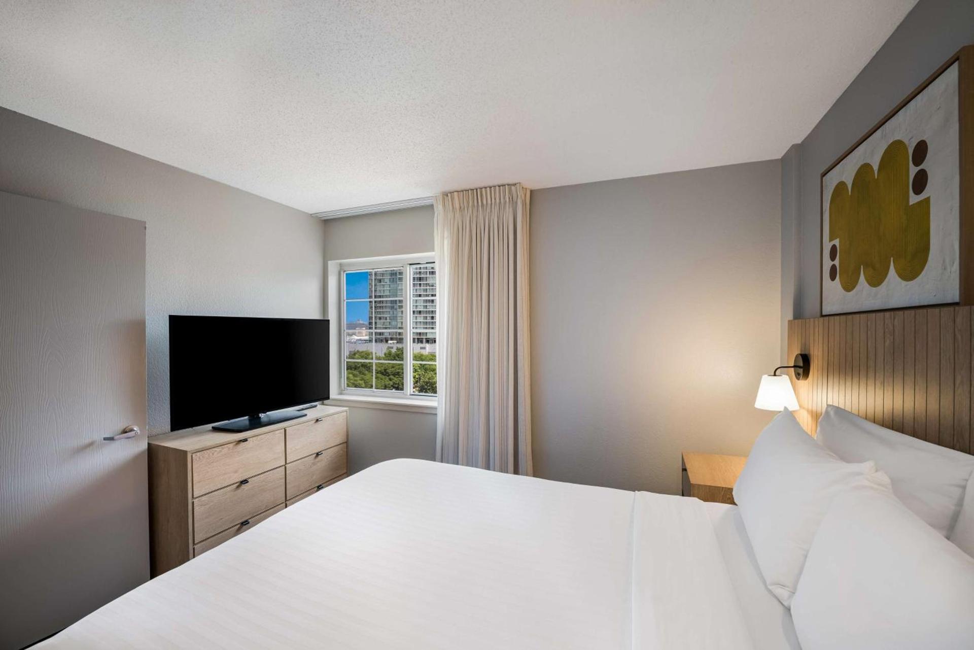 Sonesta Simply Suites Jersey City photo 10