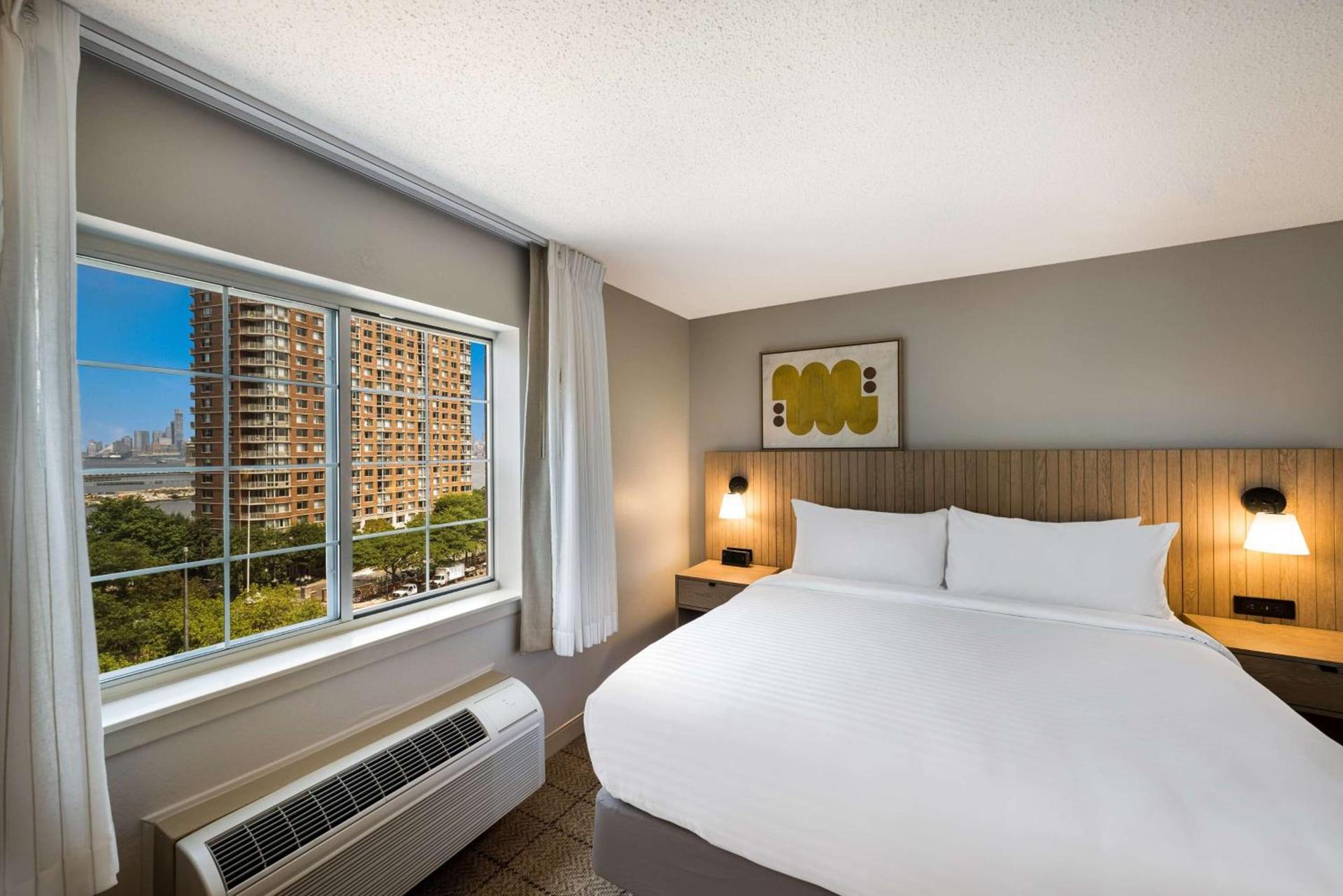 Sonesta Simply Suites Jersey City photo 11