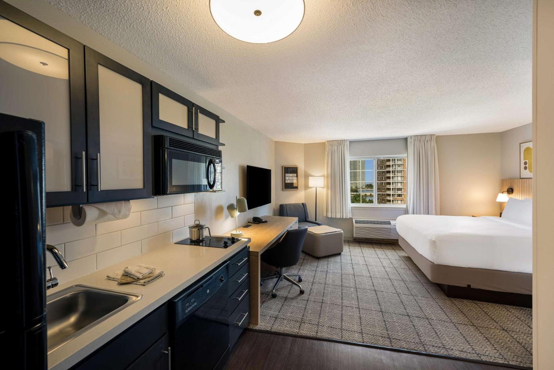 Sonesta Simply Suites Jersey City photo 25