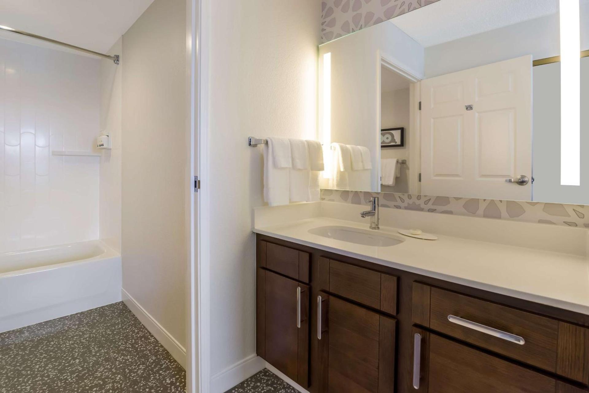 Sonesta ES Suites San Francisco Airport Oyster Point Waterfront photo 15