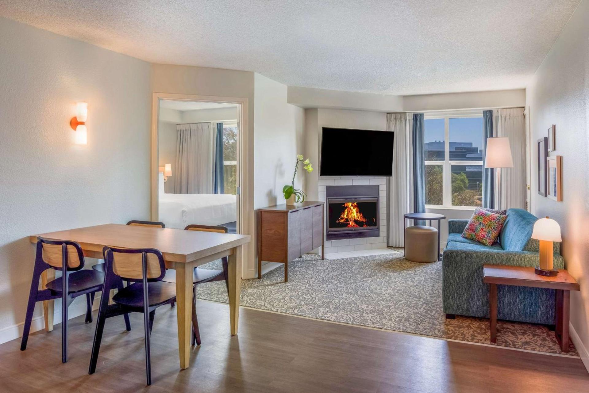 Sonesta ES Suites San Francisco Airport Oyster Point Waterfront photo 16