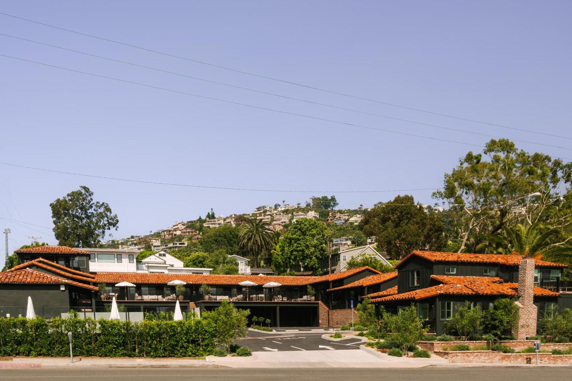 Woods Cove Inn photo 31