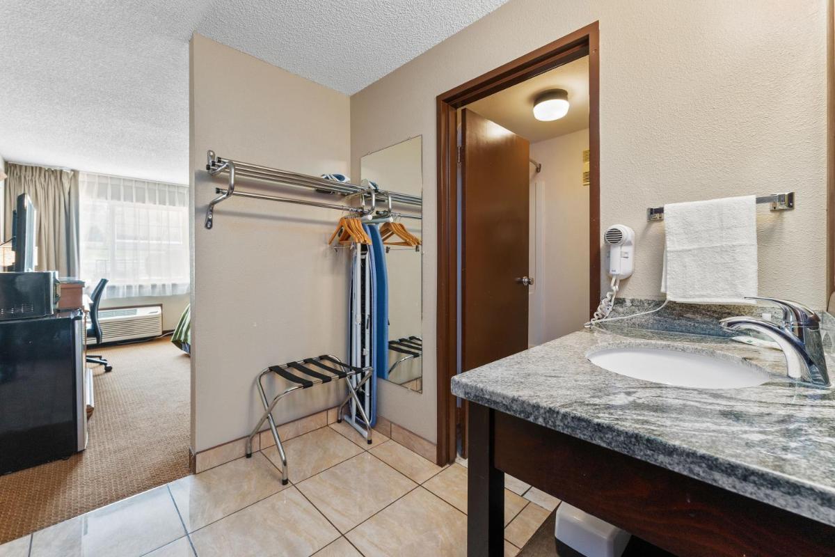 Quality Inn Okanogan photo 27