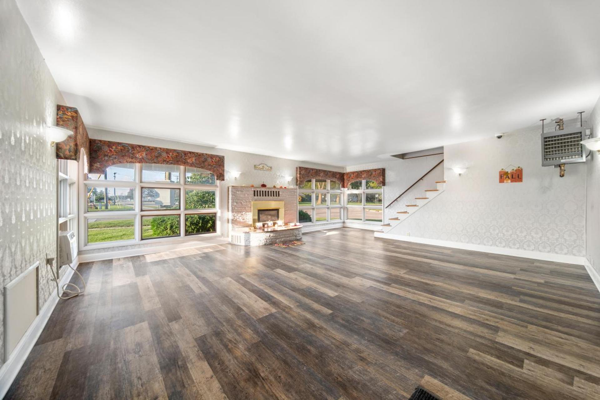 Thumb Heritage Inn photo 11