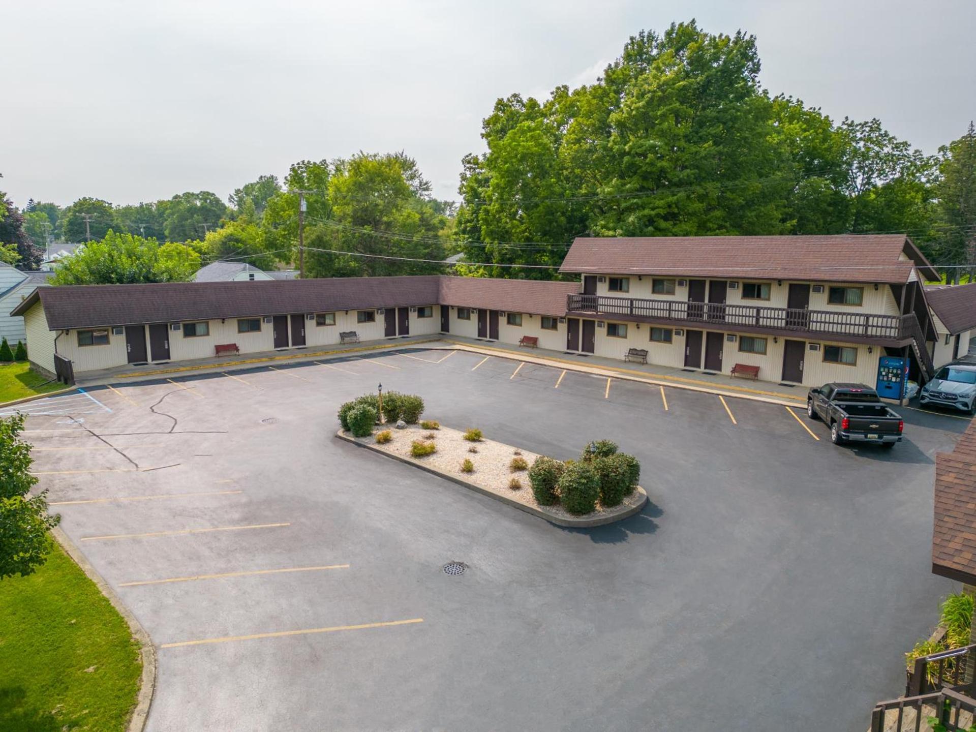 Kingsway Inn photo 3