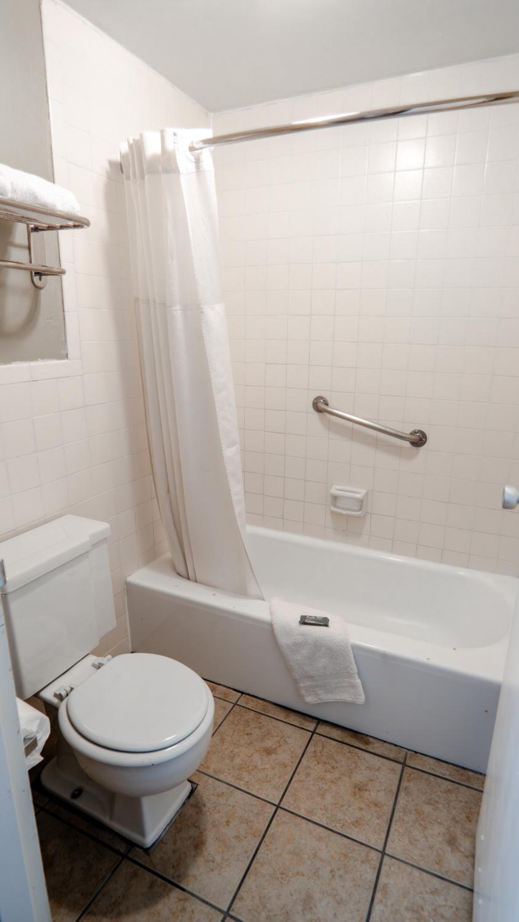 Motel 6 Victorville Green Tree Bvld photo 63