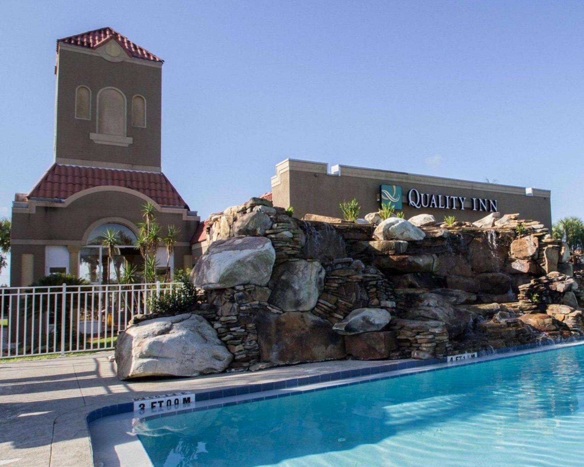 Quality Inn Kennedy Space Center photo 18