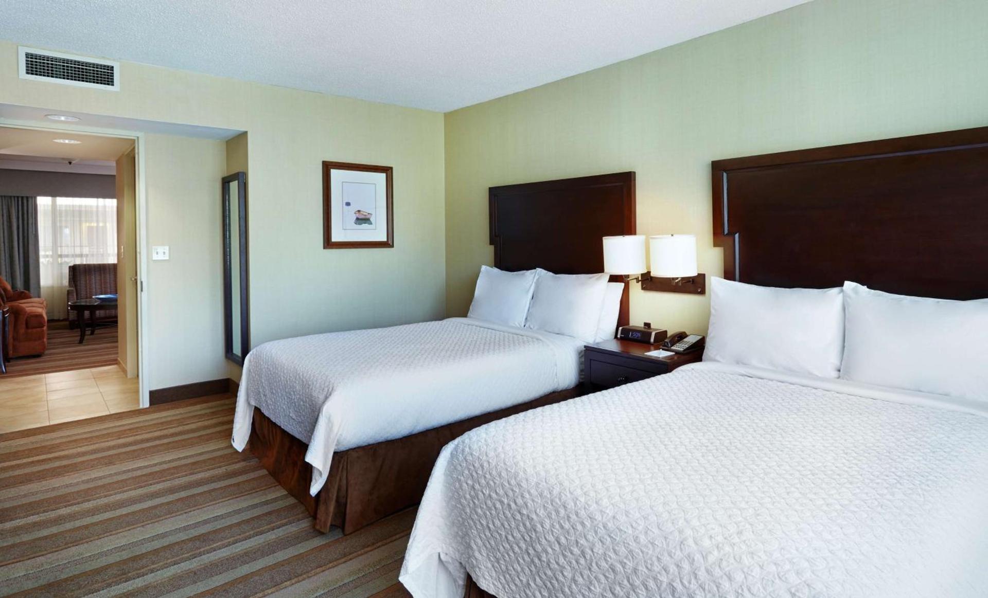 Embassy Suites Parsippany photo 13