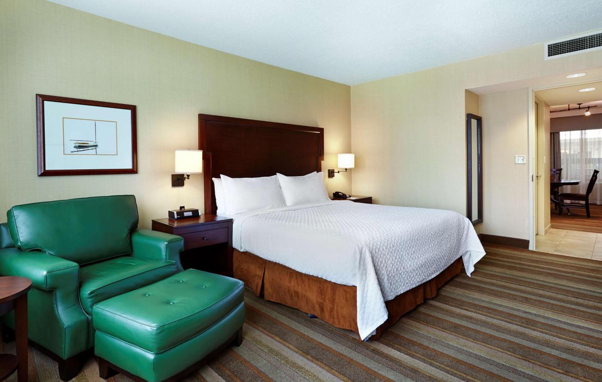 Embassy Suites Parsippany photo 24