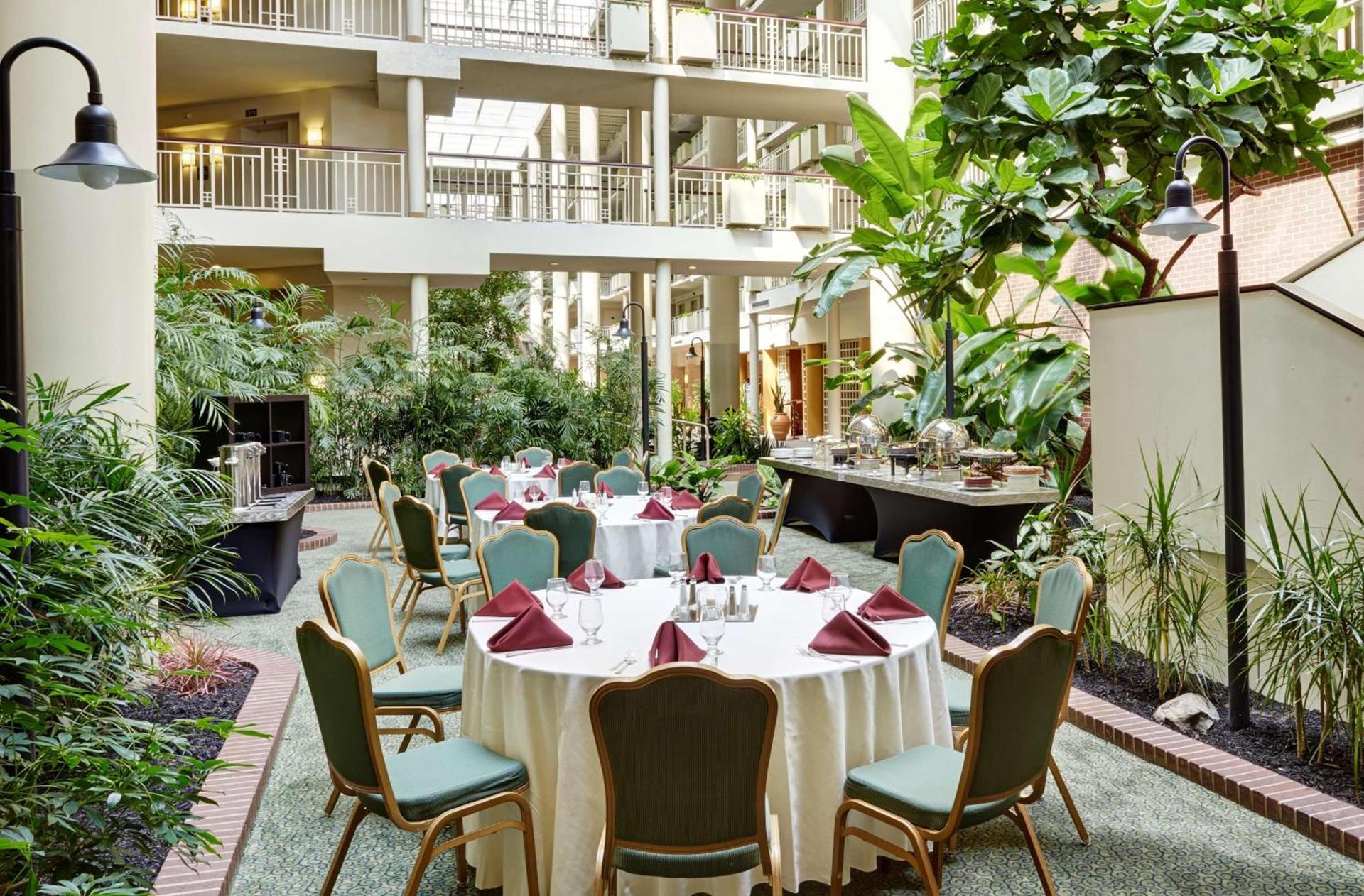 Embassy Suites Parsippany photo 31