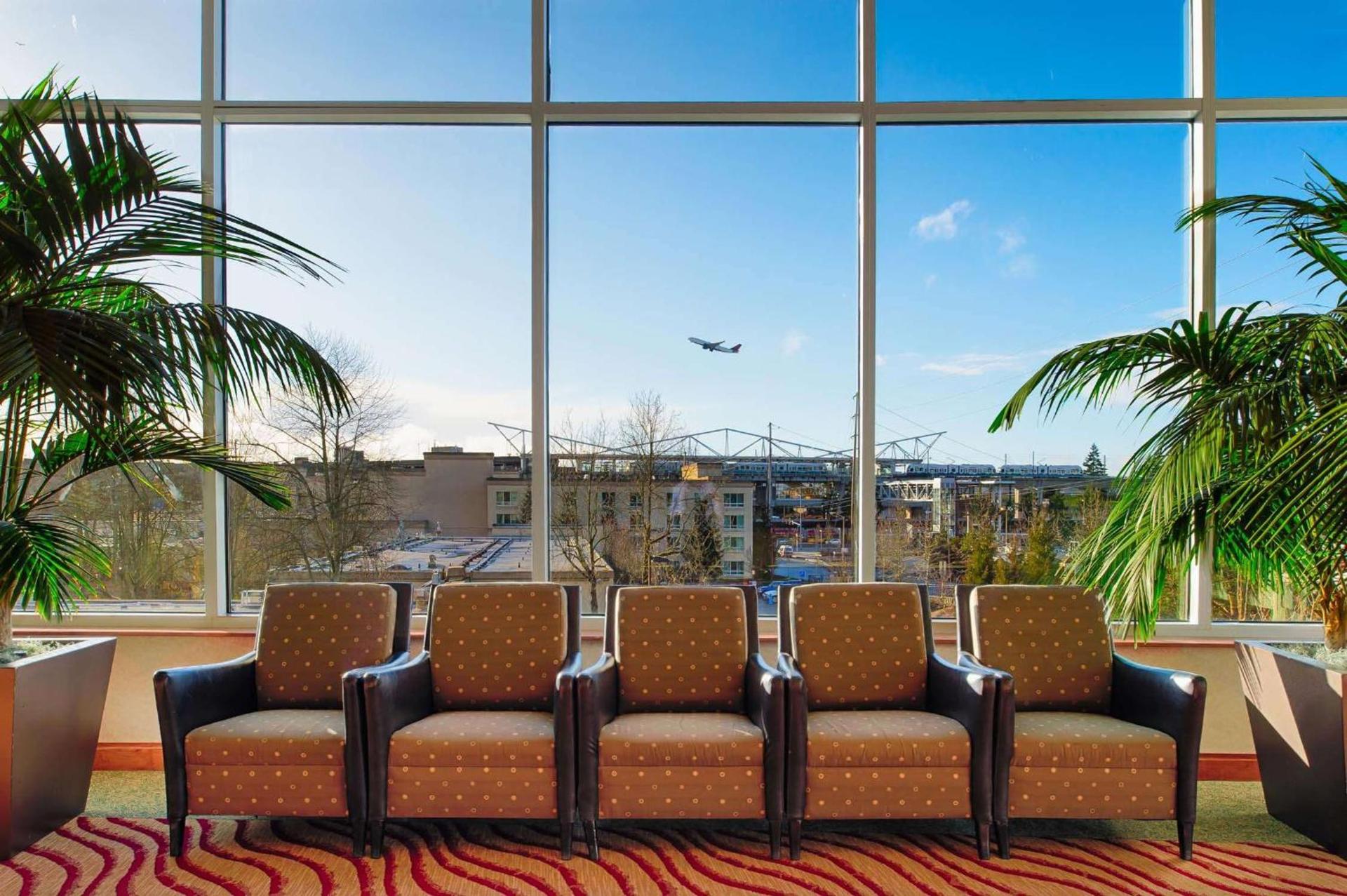 Hilton Seattle Airport & Conference Center photo 43