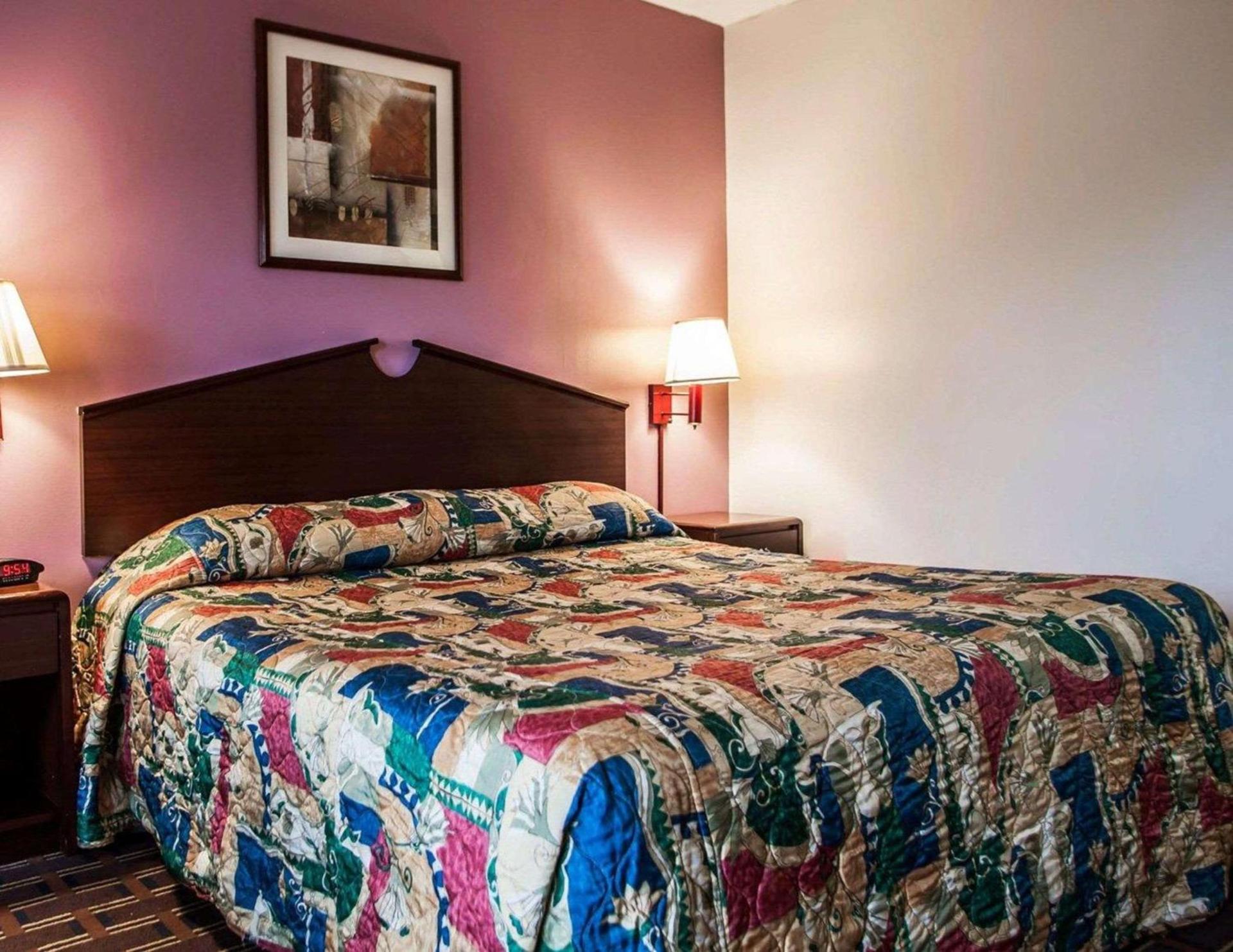 Express Inn-Rahway photo 10