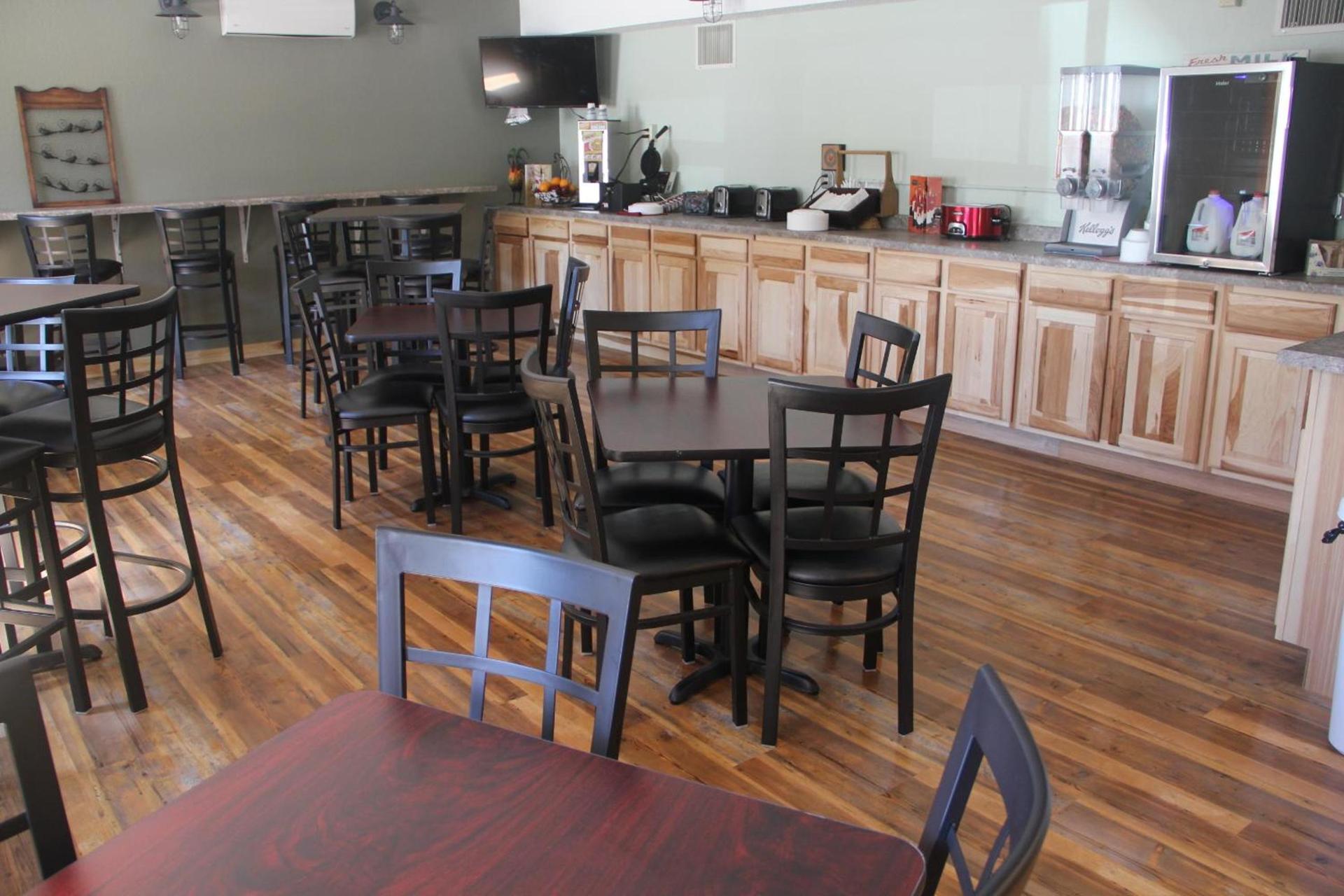 Blackstone Lodge and Suites photo 14