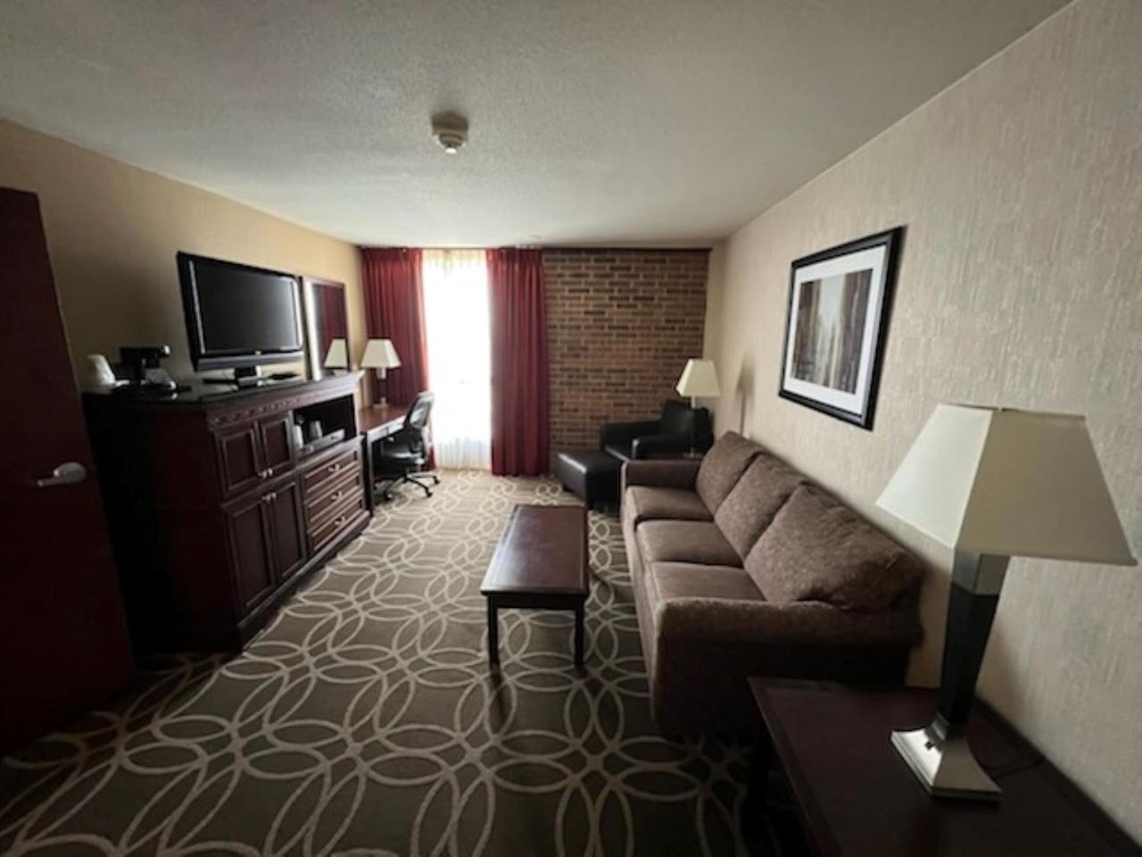 Hotel Lotus Kansas City Merriam photo 24