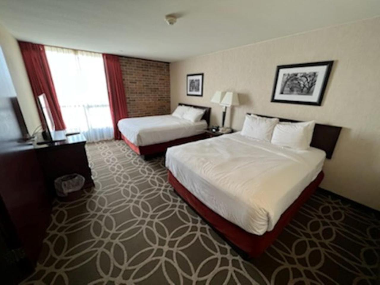 Hotel Lotus Kansas City Merriam photo 28