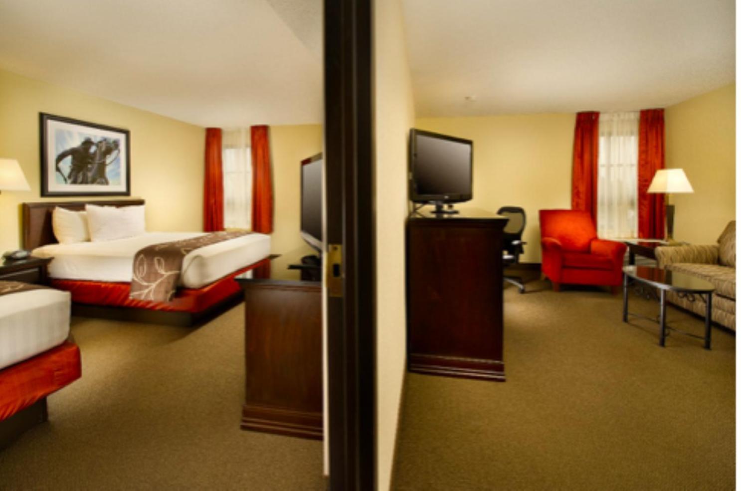 Hotel Lotus Kansas City Merriam photo 27
