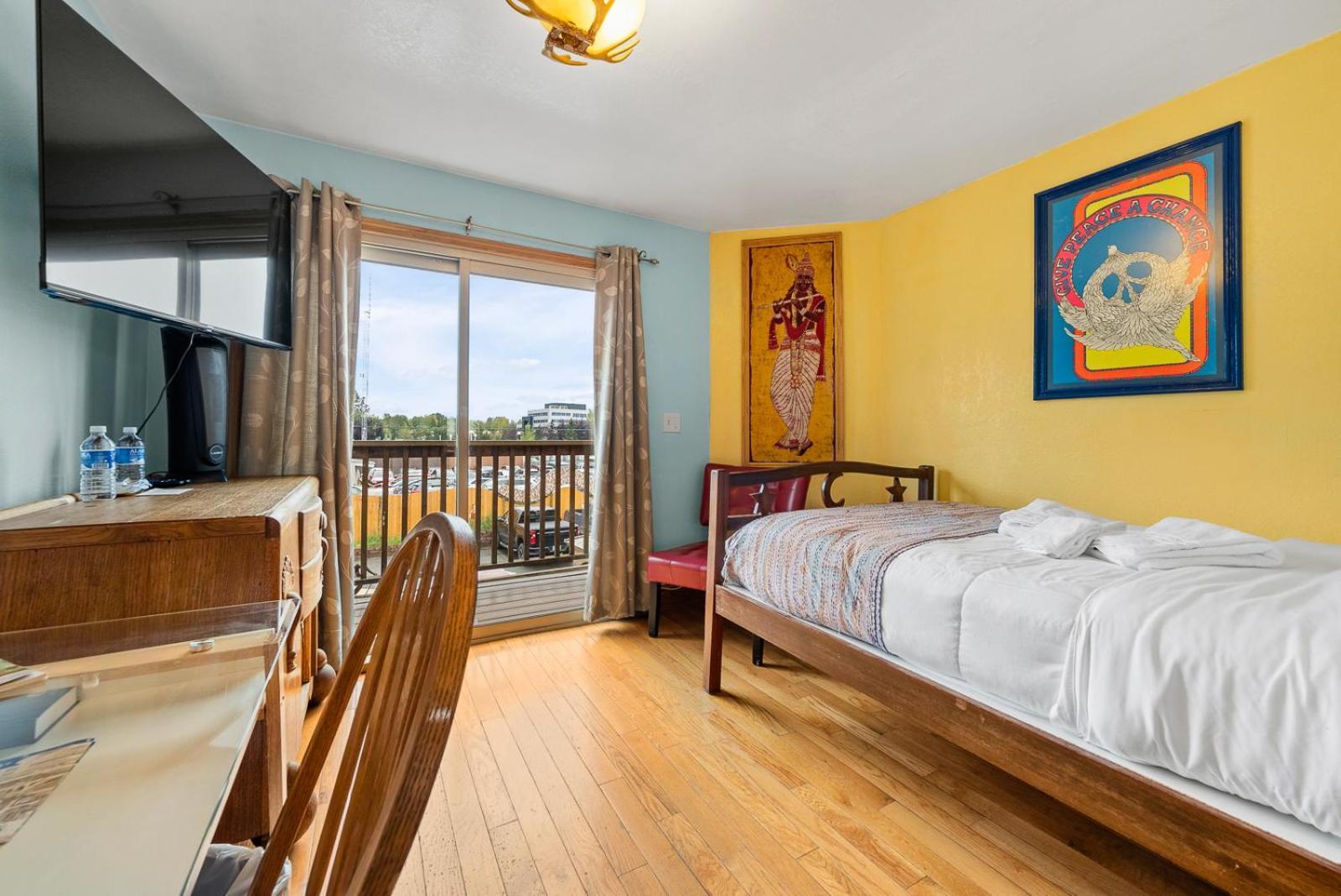 Qupqugiaq Inn photo 18