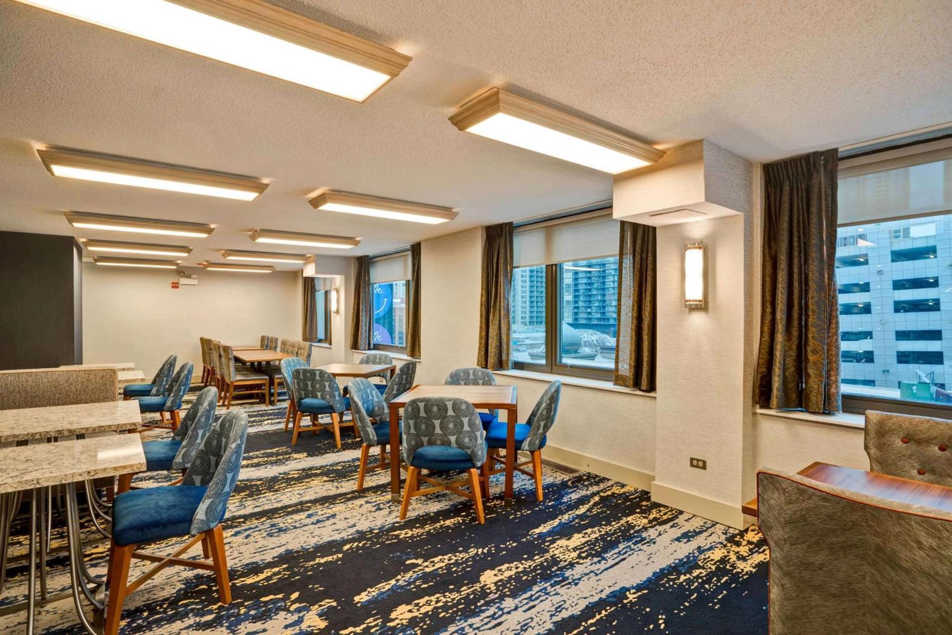 Homewood Suites by Hilton Chicago-Downtown photo 8